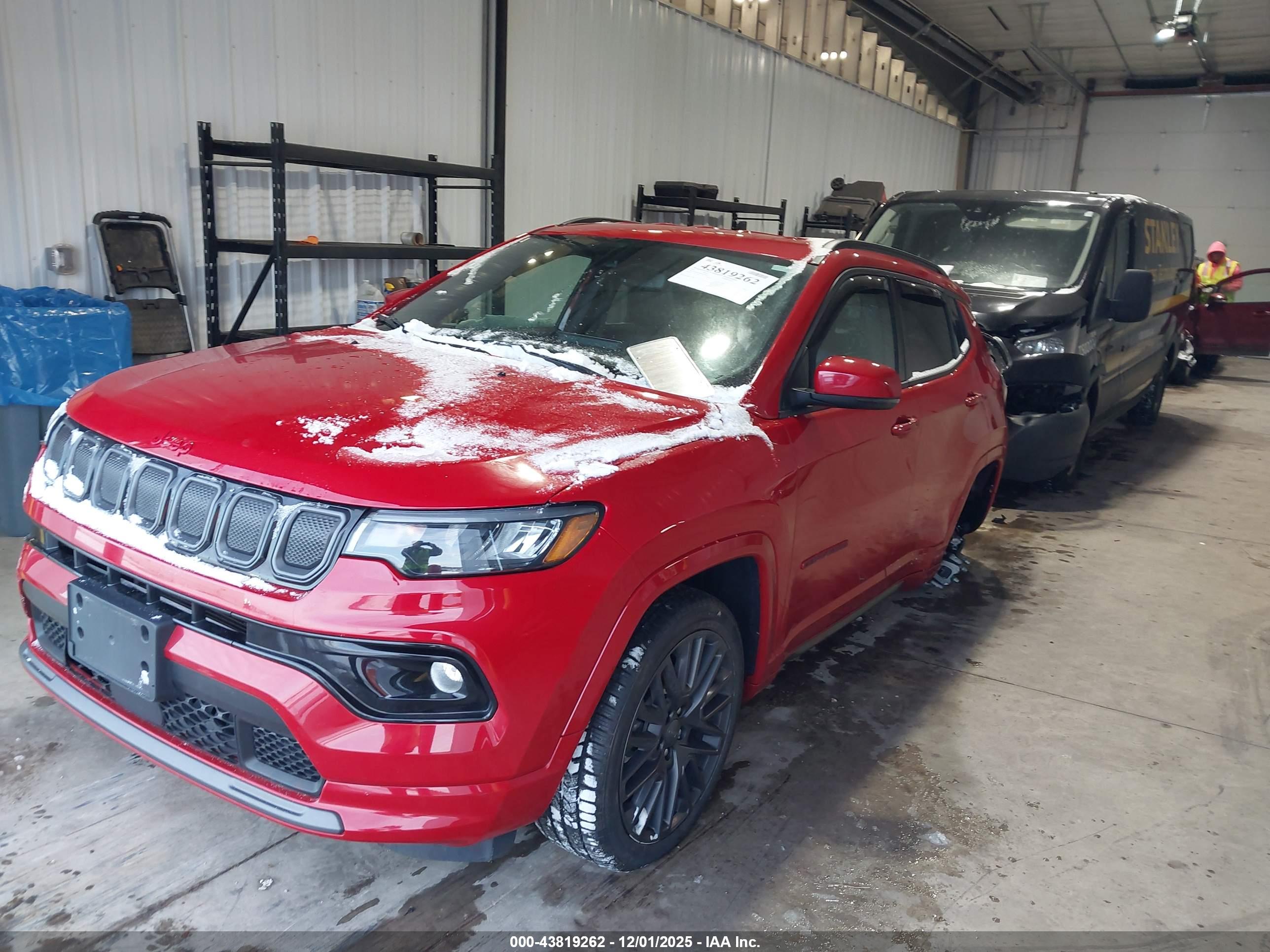 JEEP COMPASS image 2