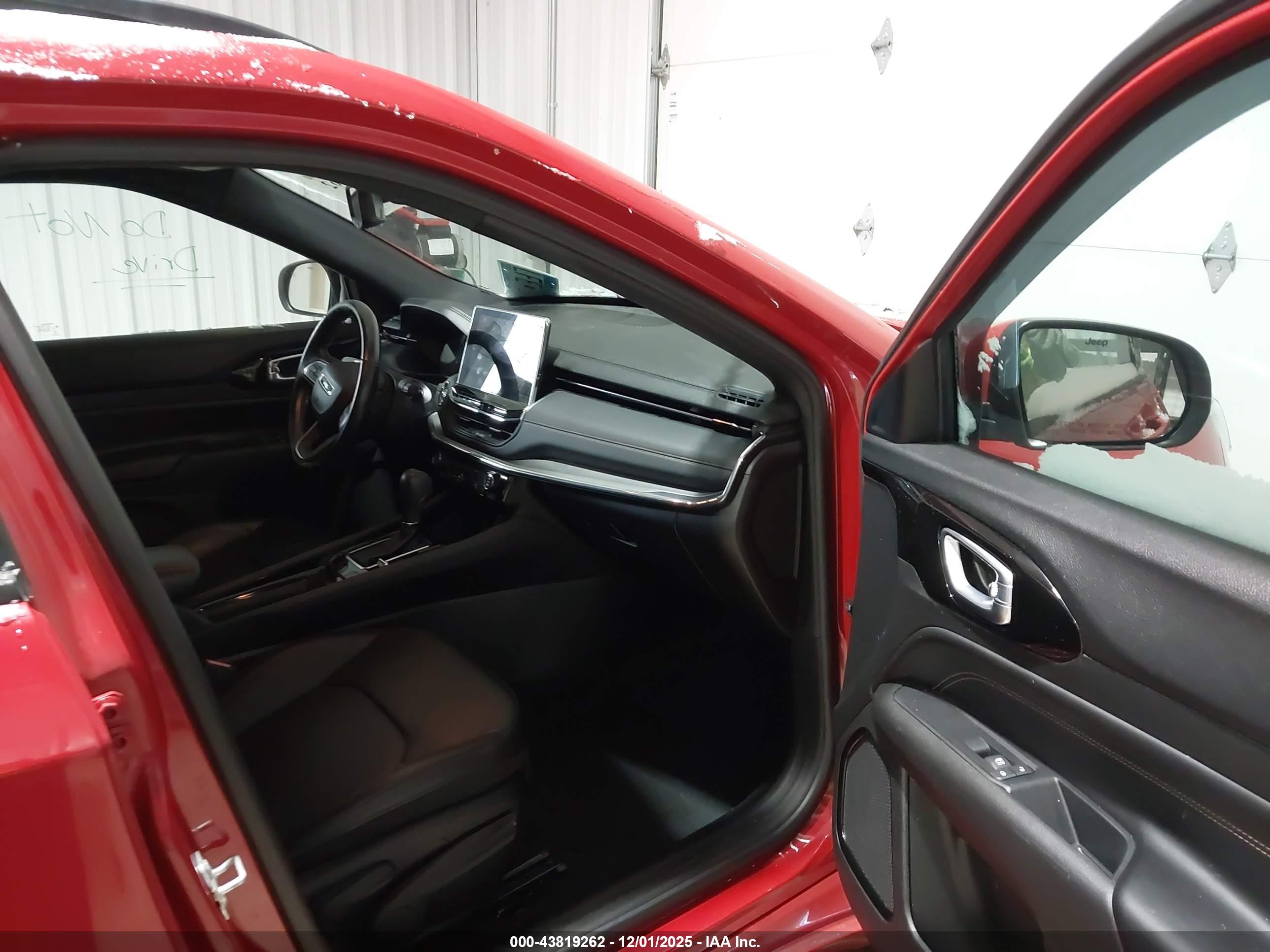 JEEP COMPASS image 5