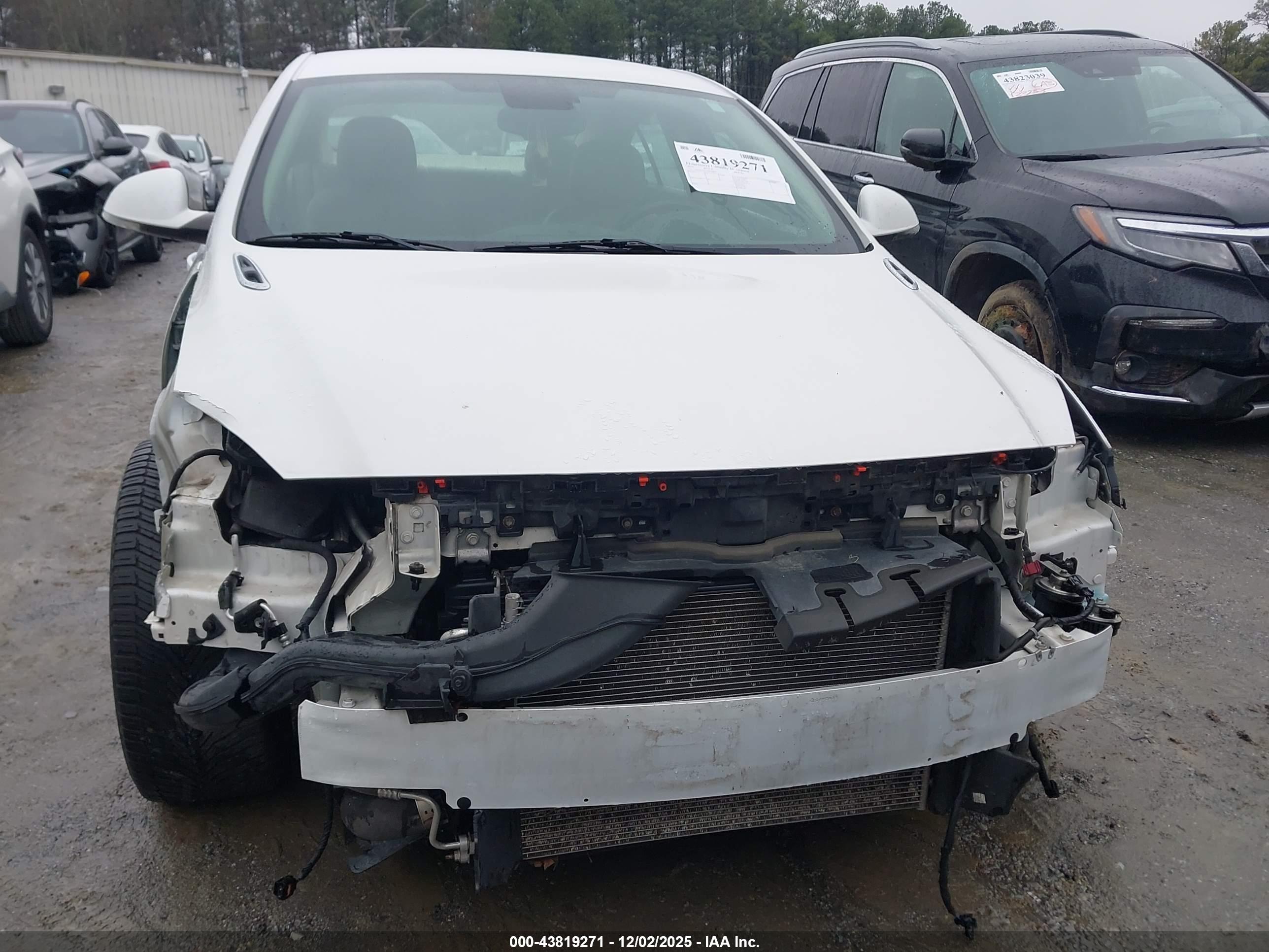 BUICK REGAL image 6