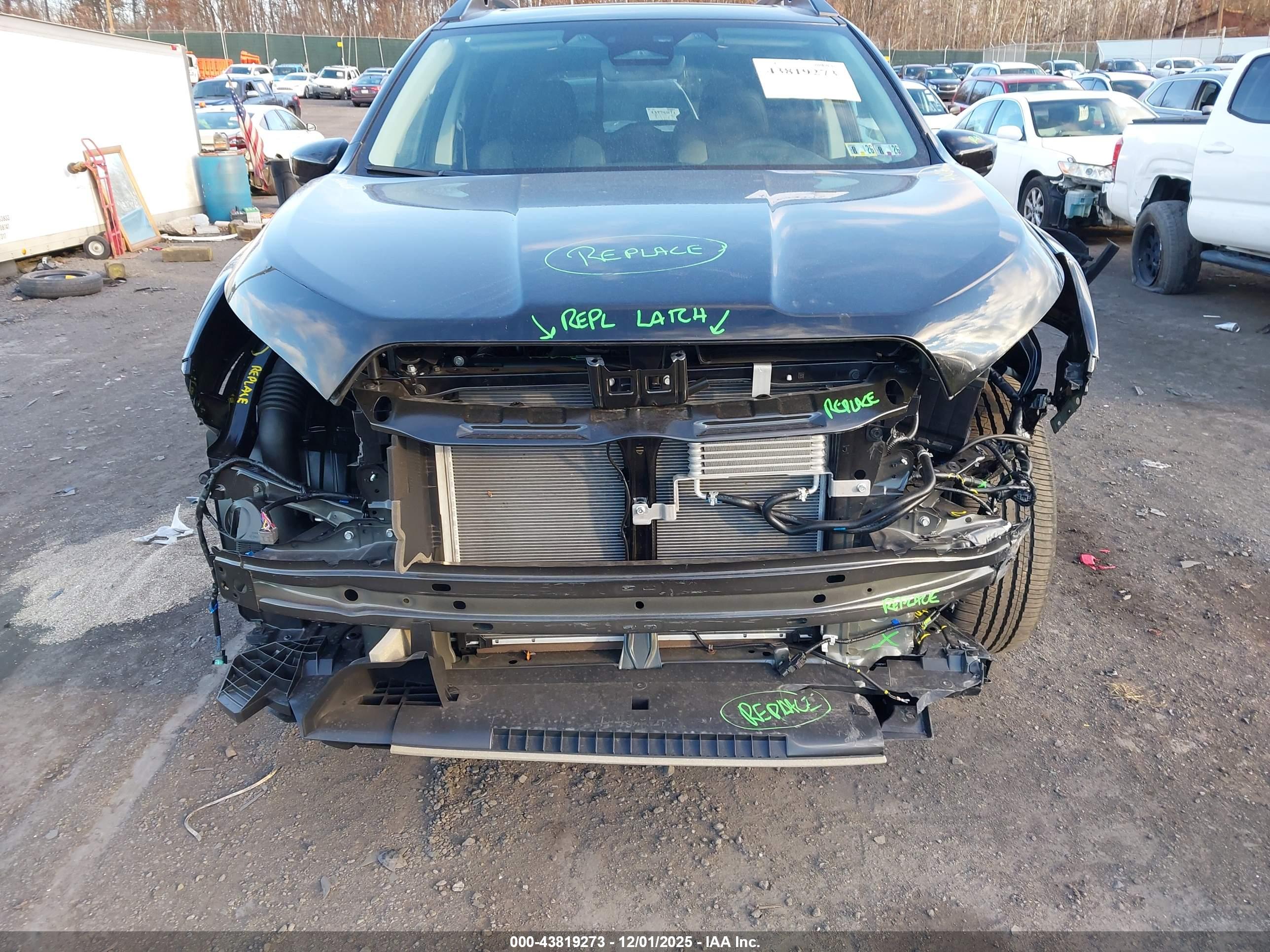 SUBARU ASCENT image 6