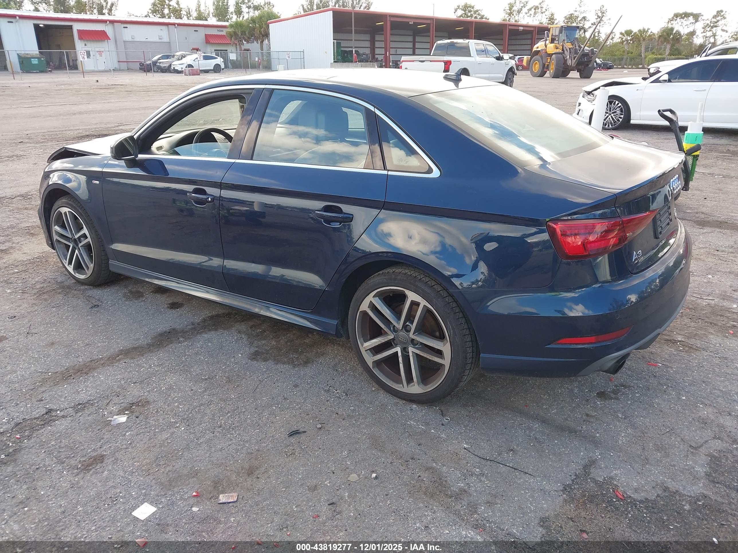 AUDI A3 image 3