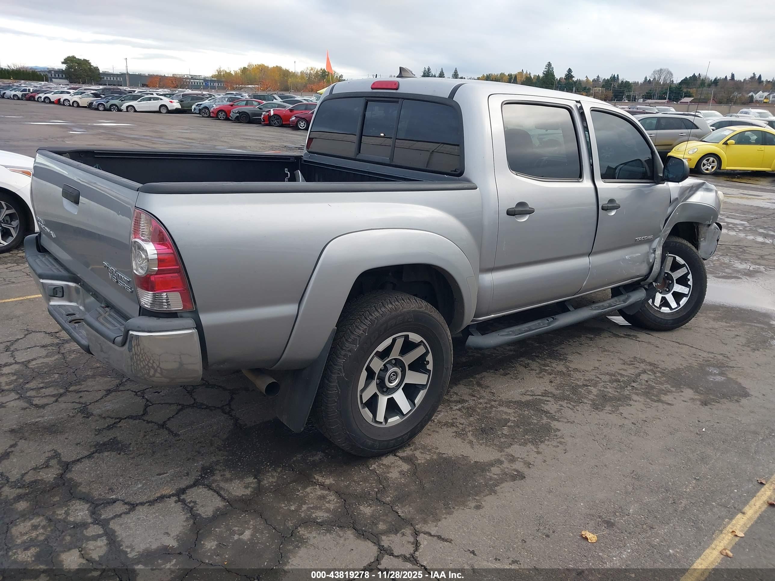 TOYOTA TACOMA image 4