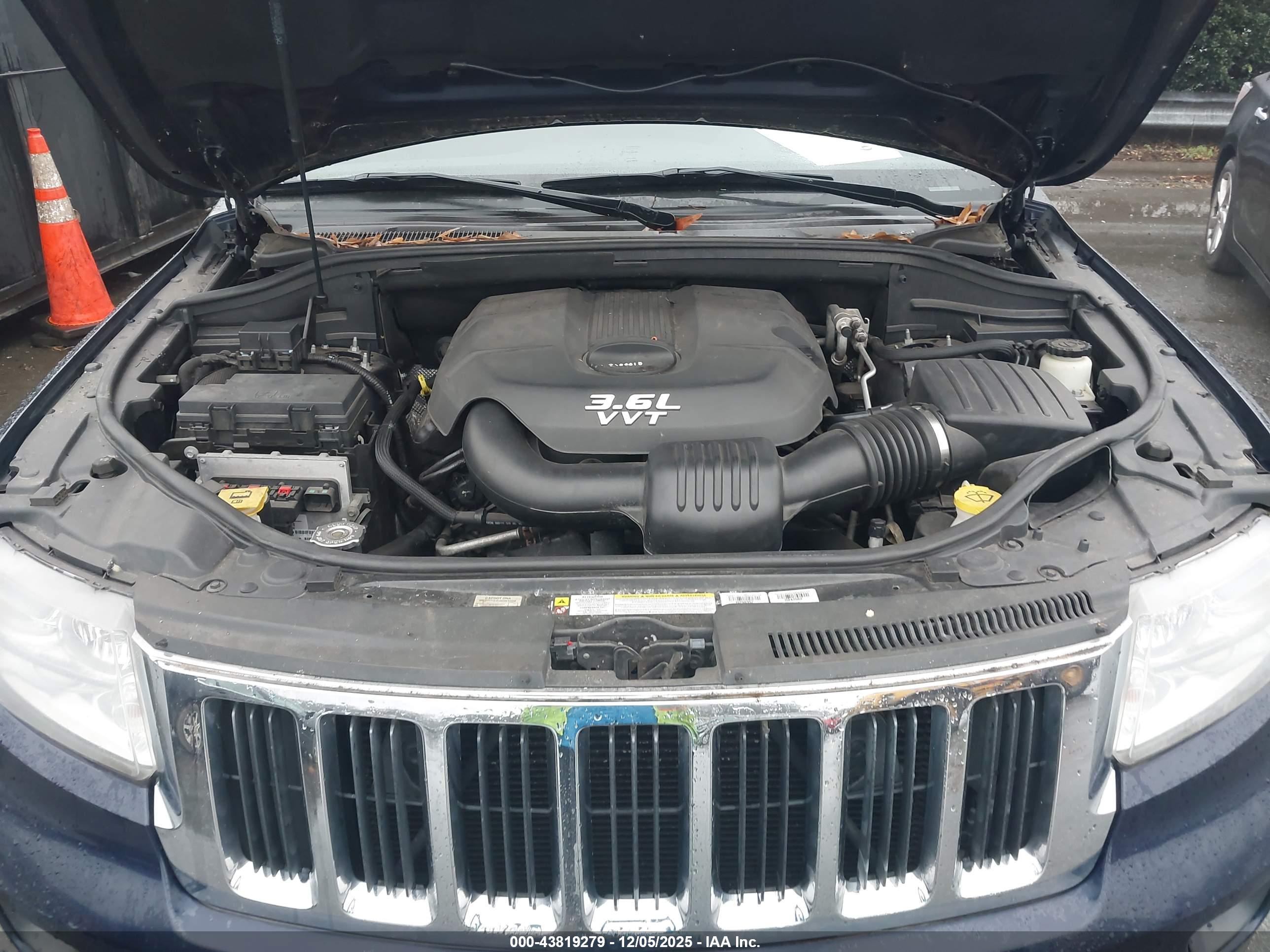 JEEP GRAND image 10