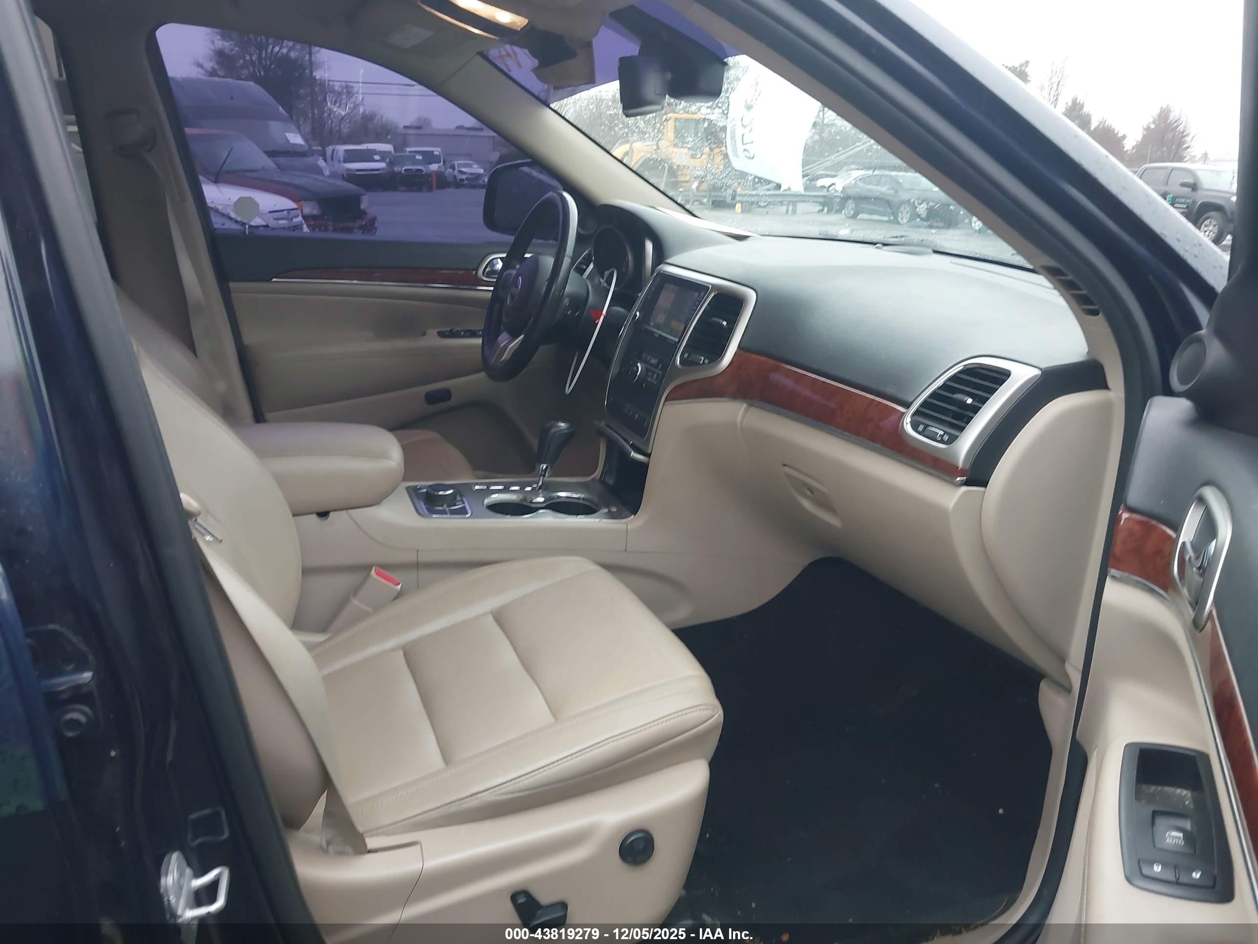 JEEP GRAND image 5