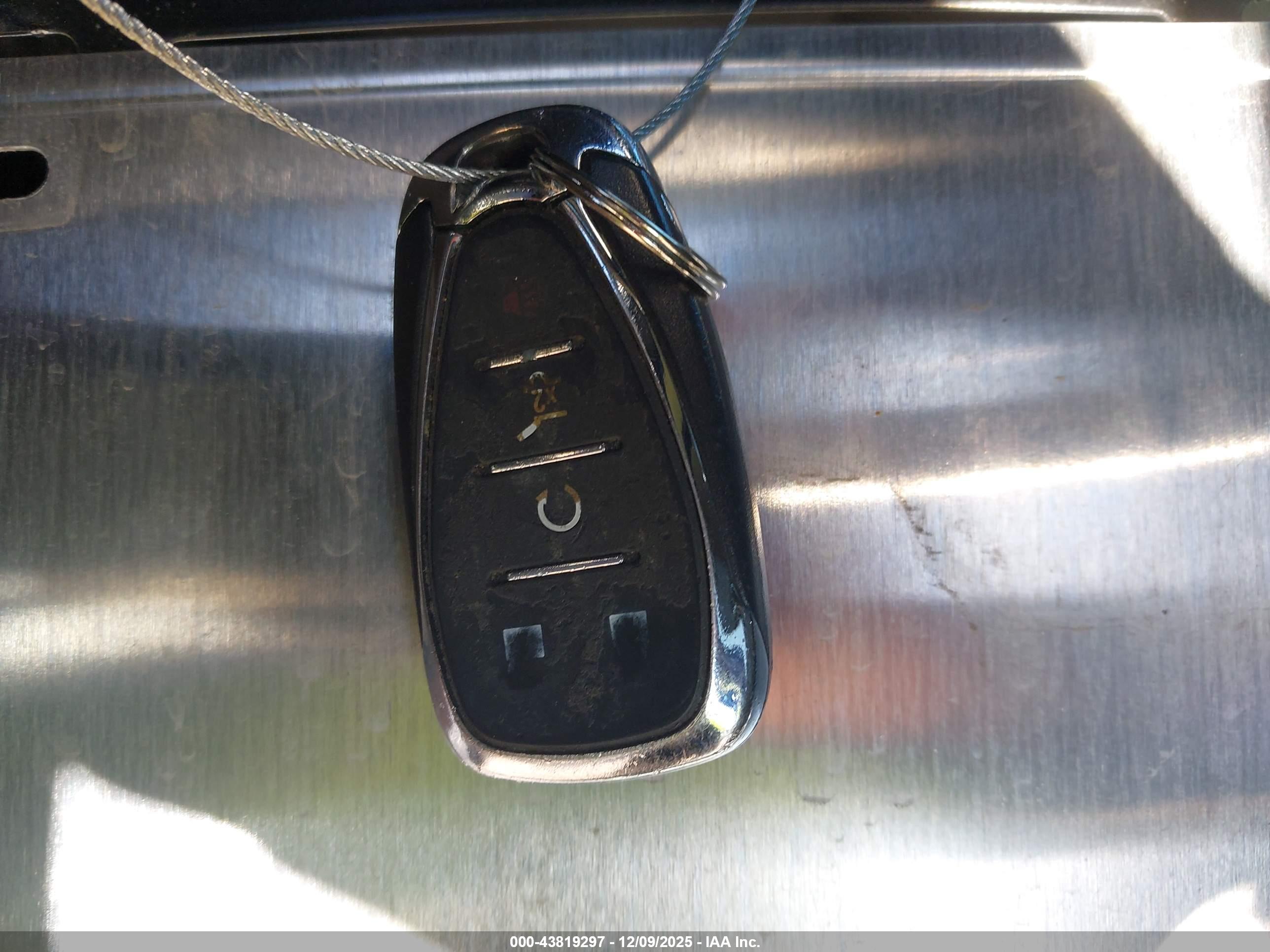 CHEVROLET EQUINOX image 11