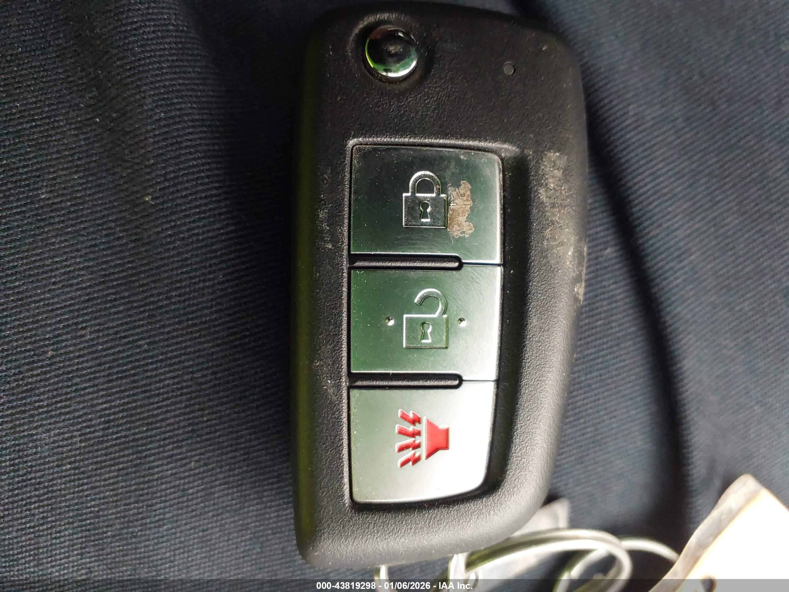NISSAN ROGUE image 11