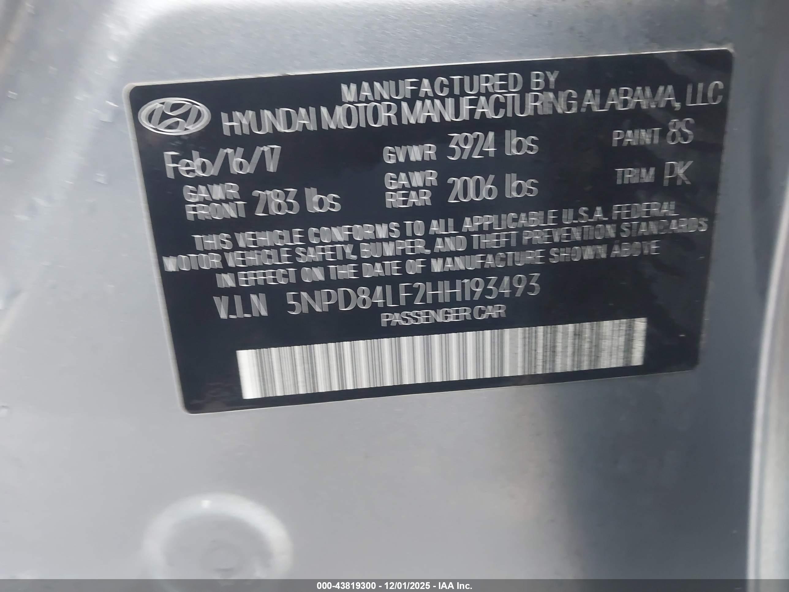 HYUNDAI ELANTRA image 9