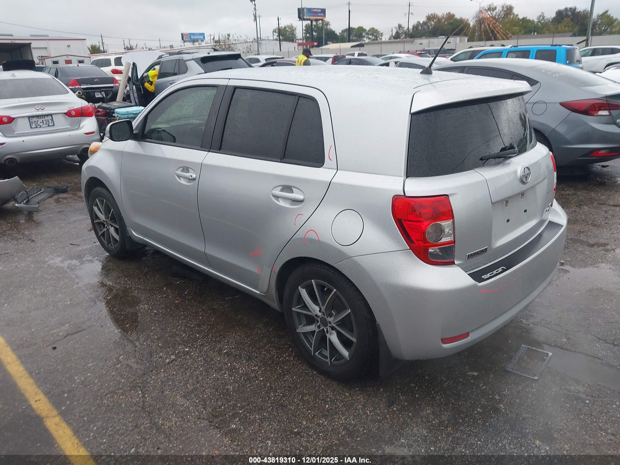 SCION XD image 3