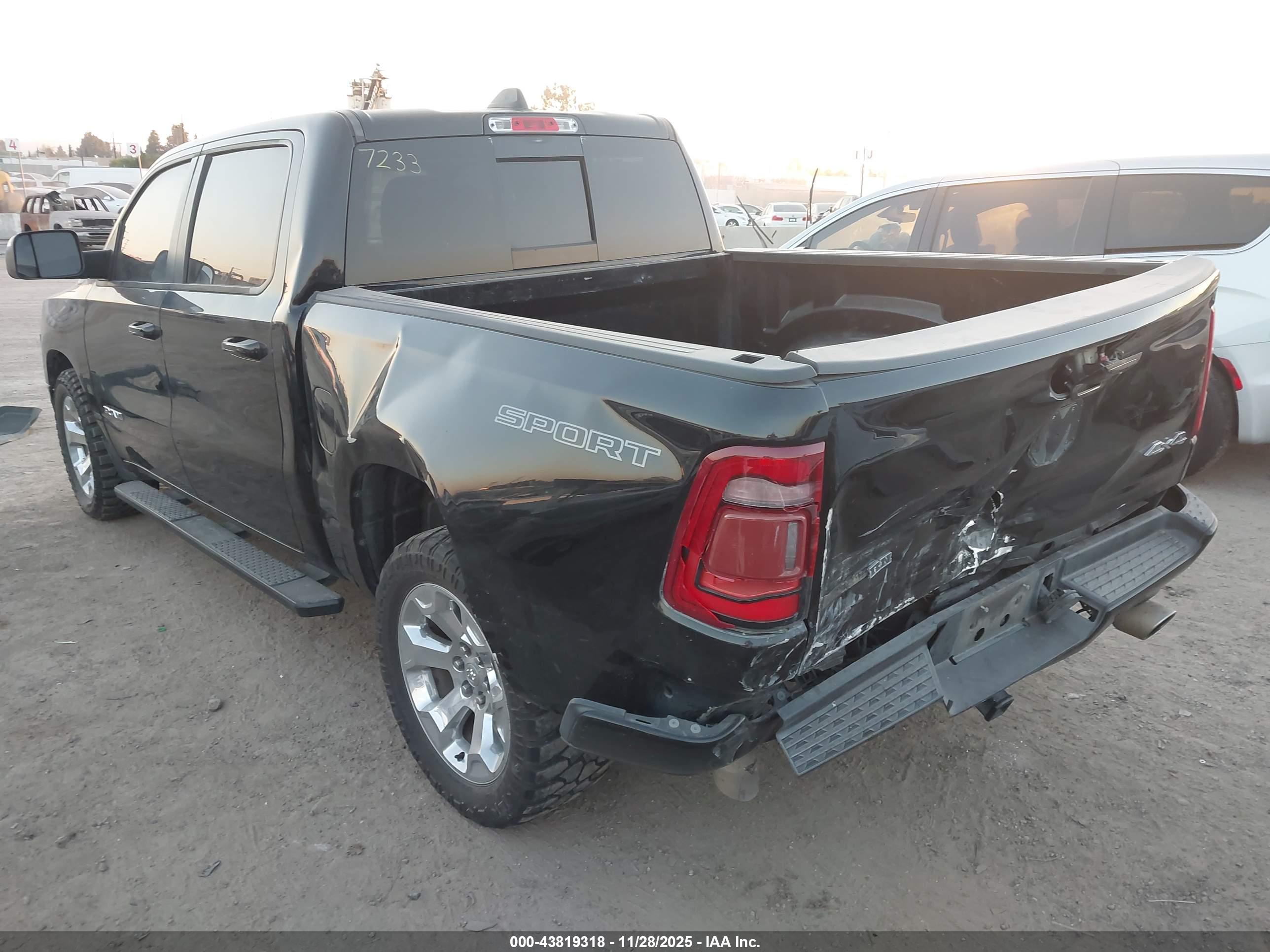 RAM 1500 image 3