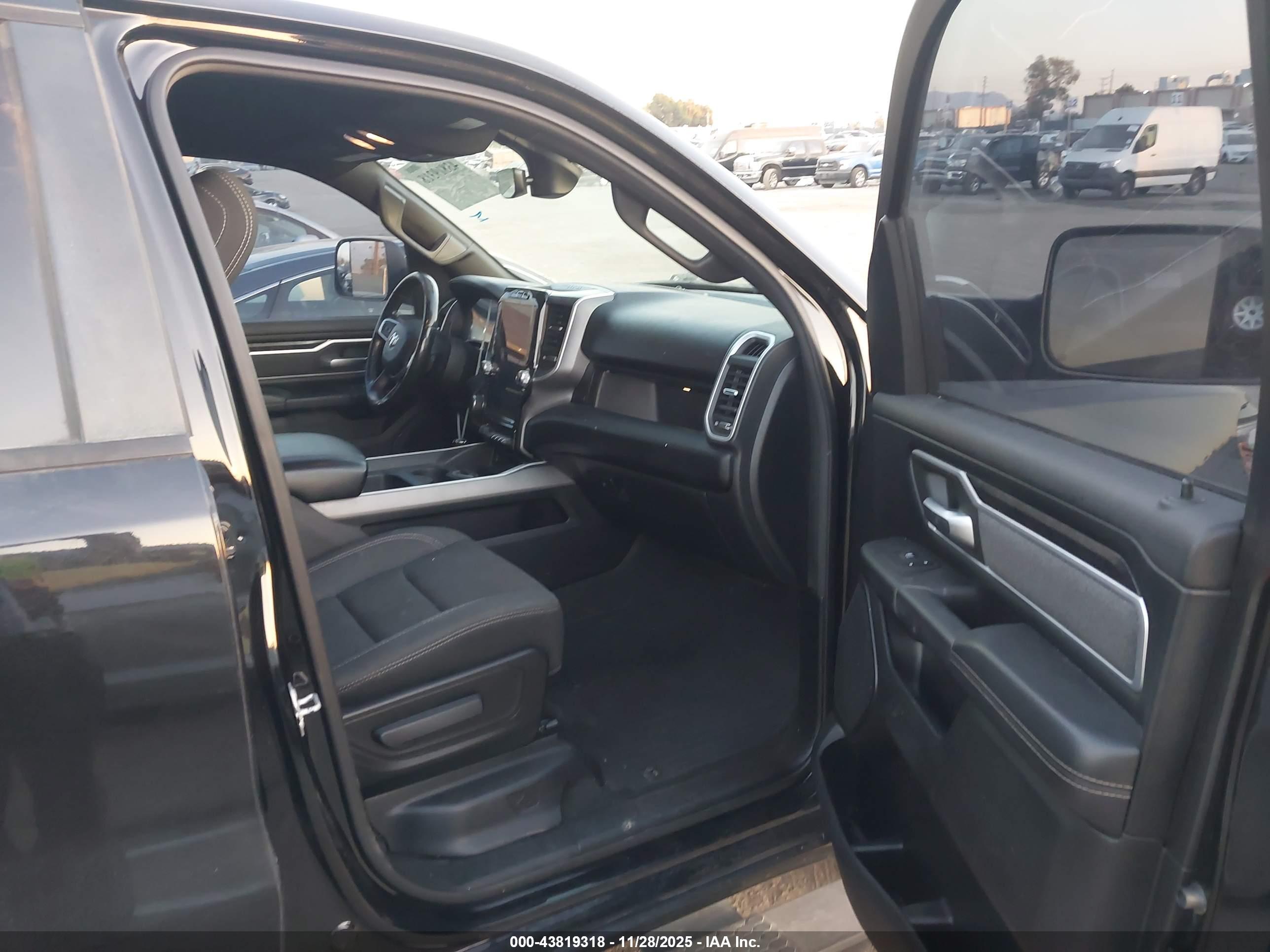 RAM 1500 image 5