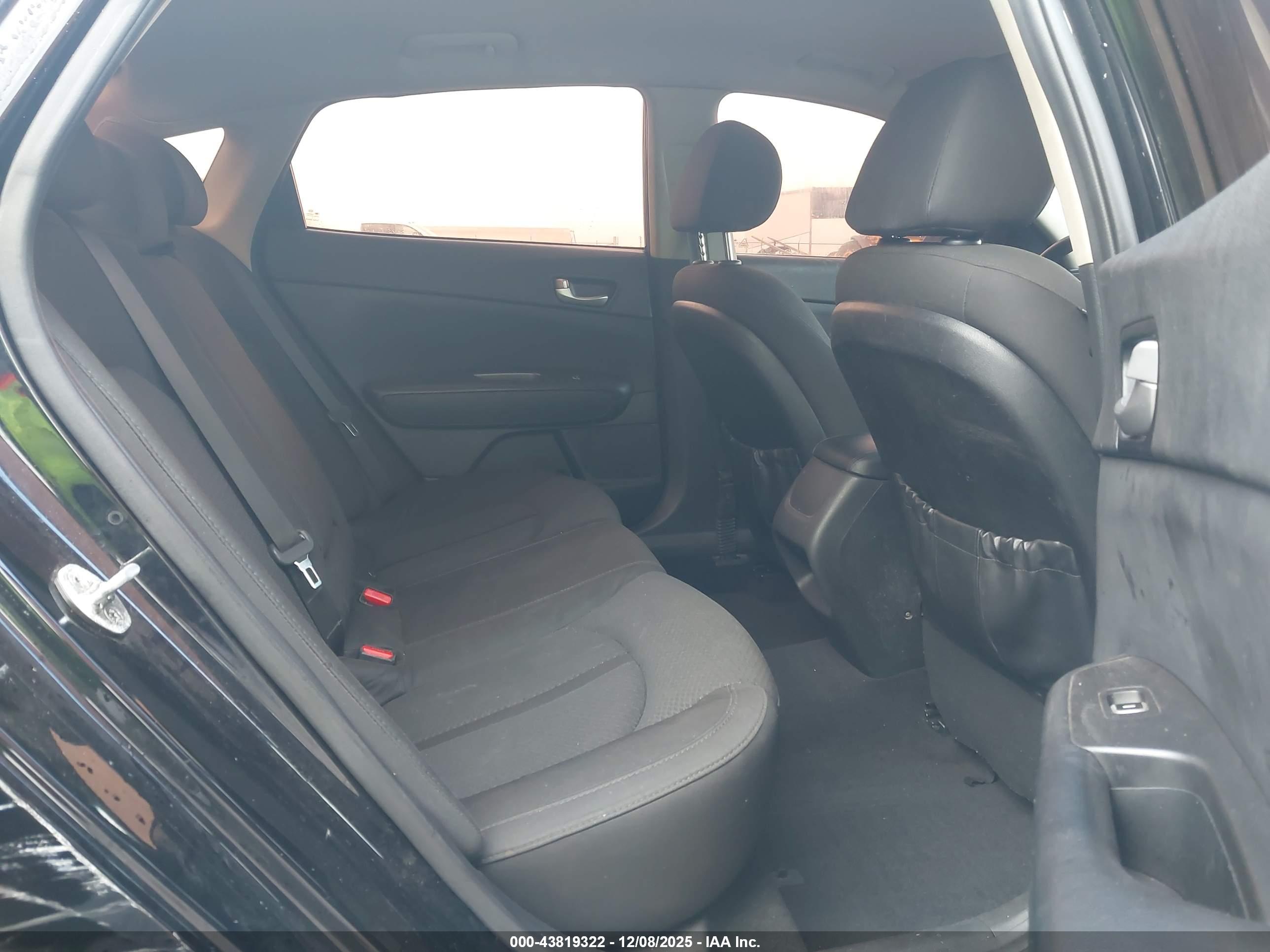 KIA OPTIMA image 8