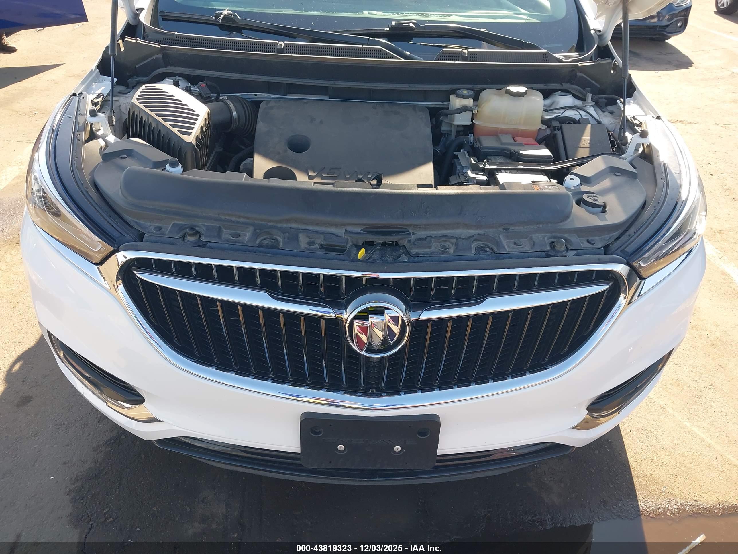 BUICK ENCLAVE image 10