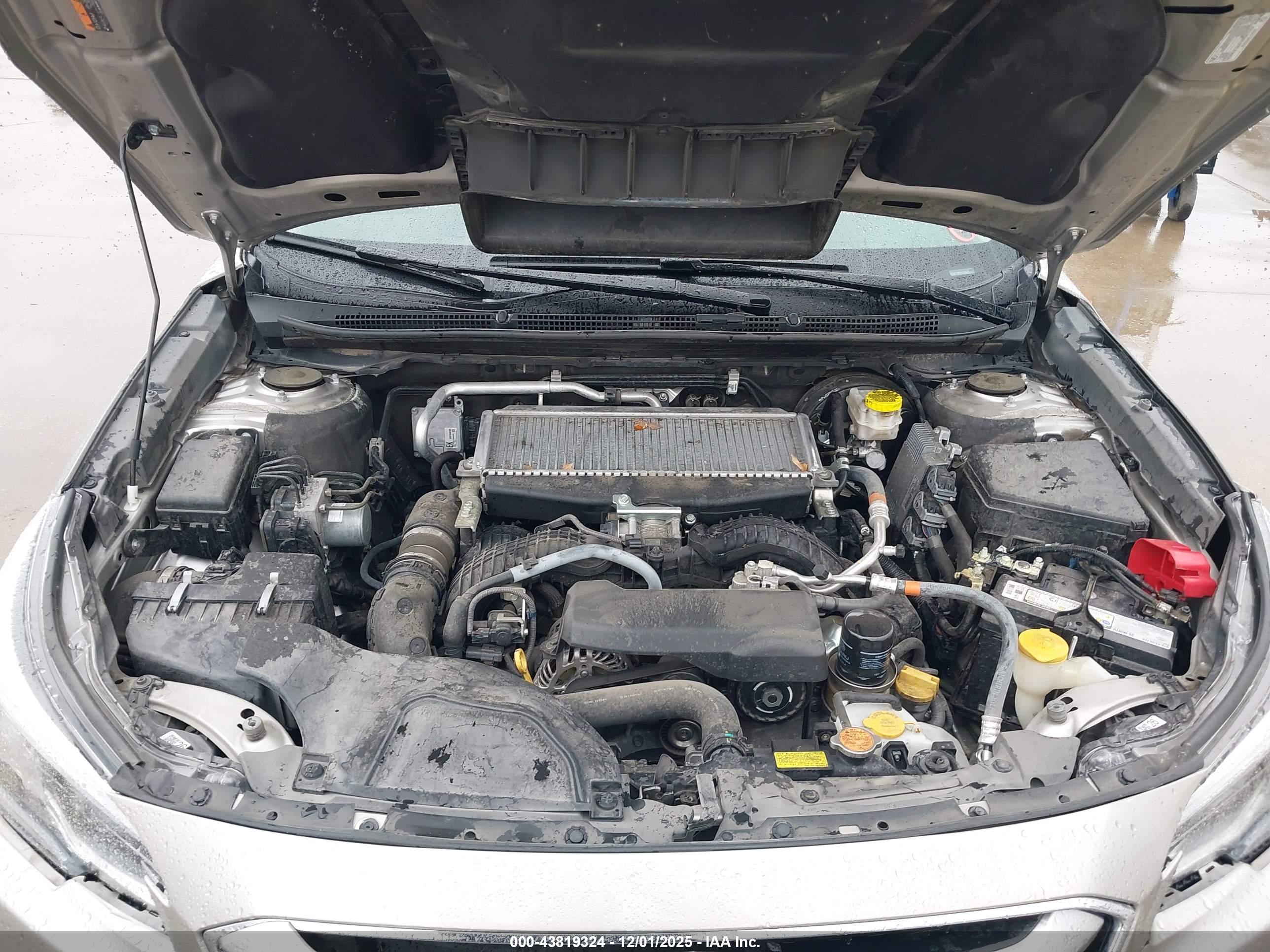 SUBARU OUTBACK image 10