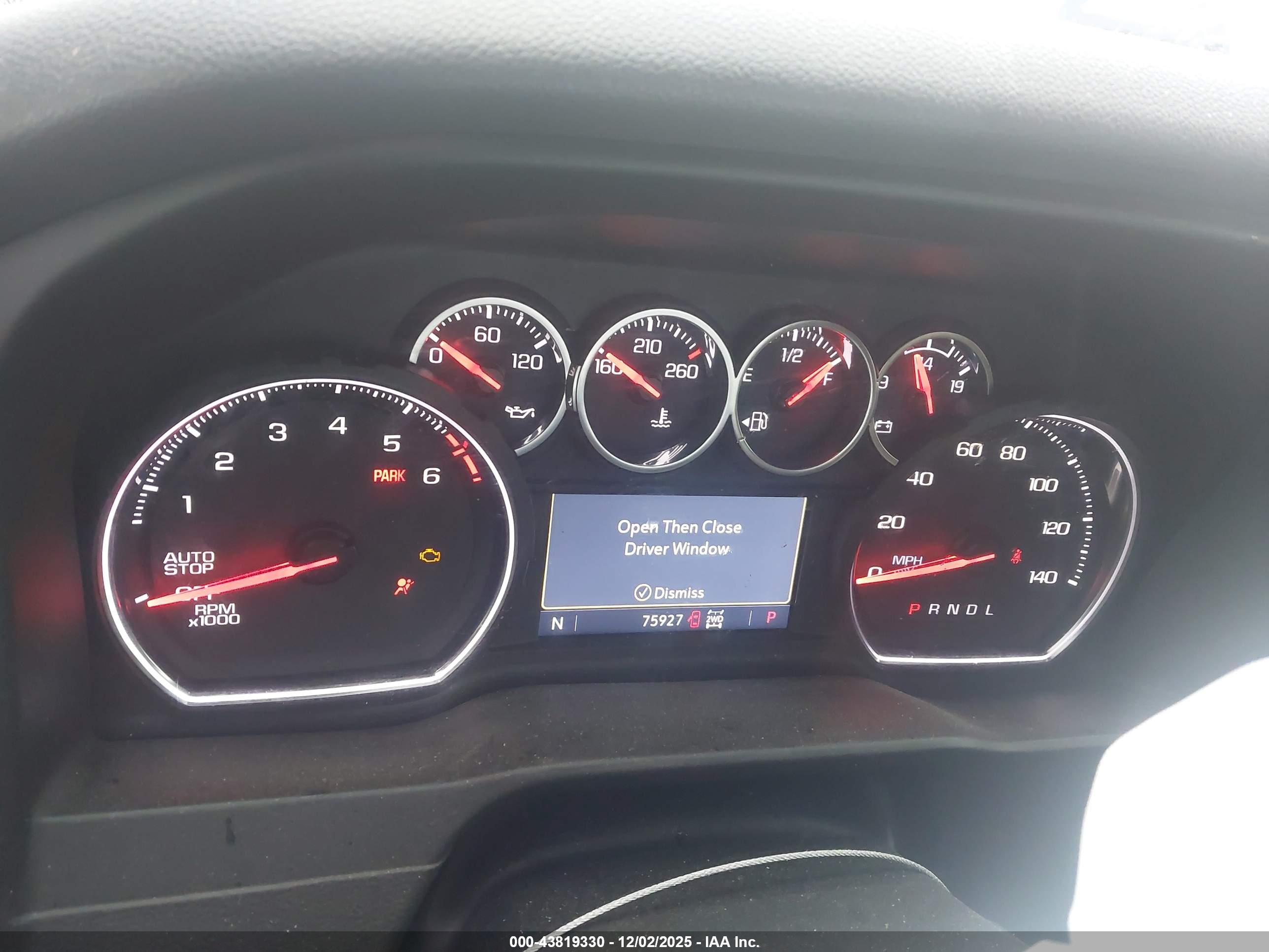 CHEVROLET SILVERADO image 7