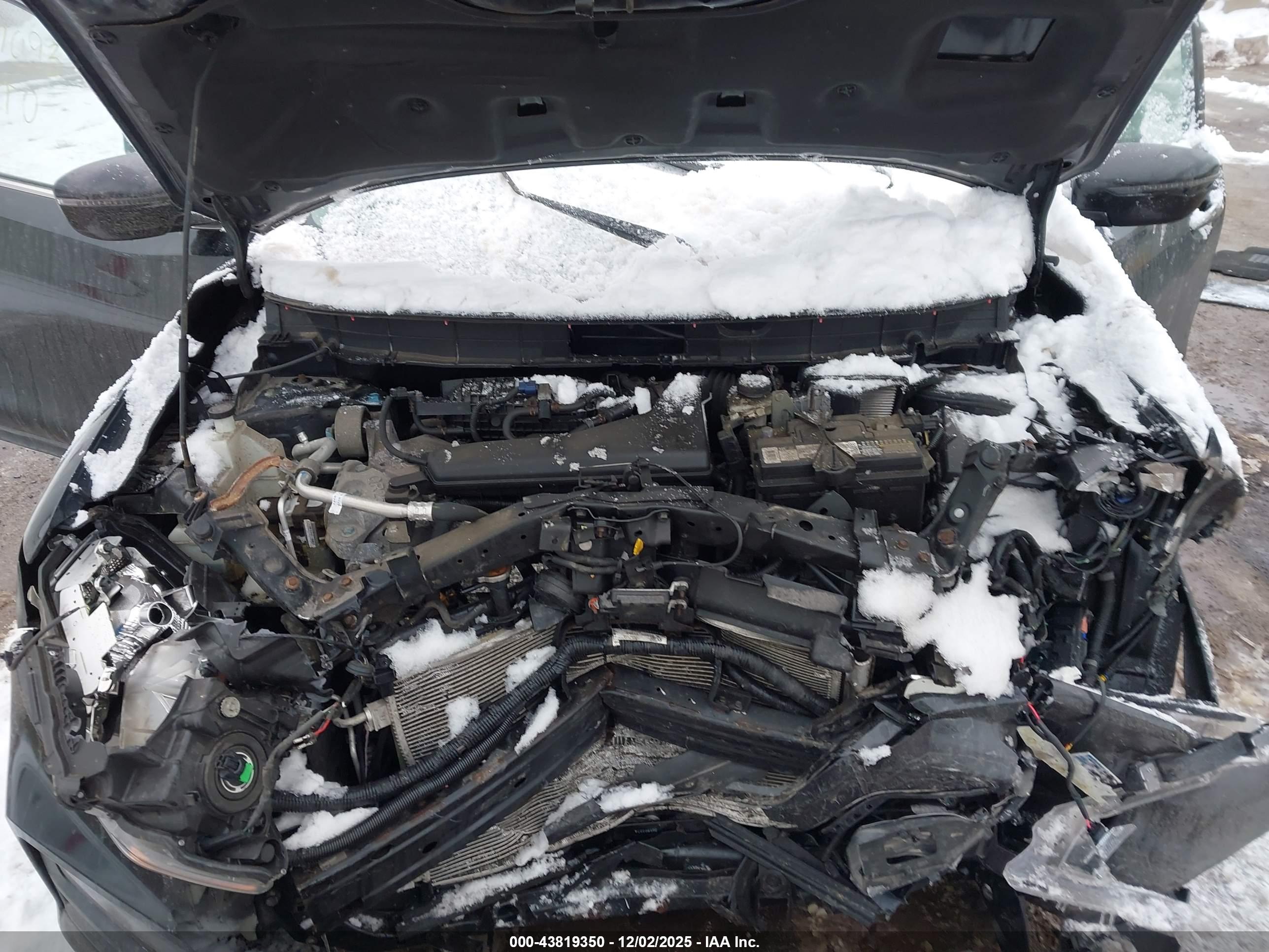 NISSAN ROGUE image 10