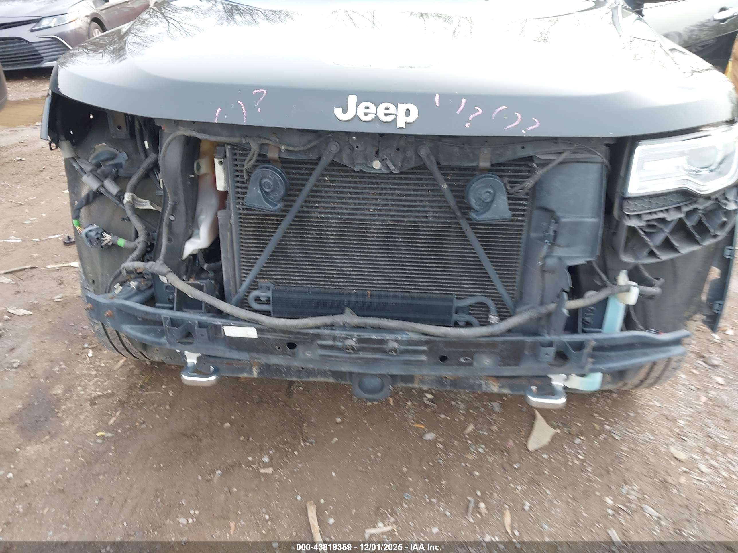 JEEP GRAND image 6