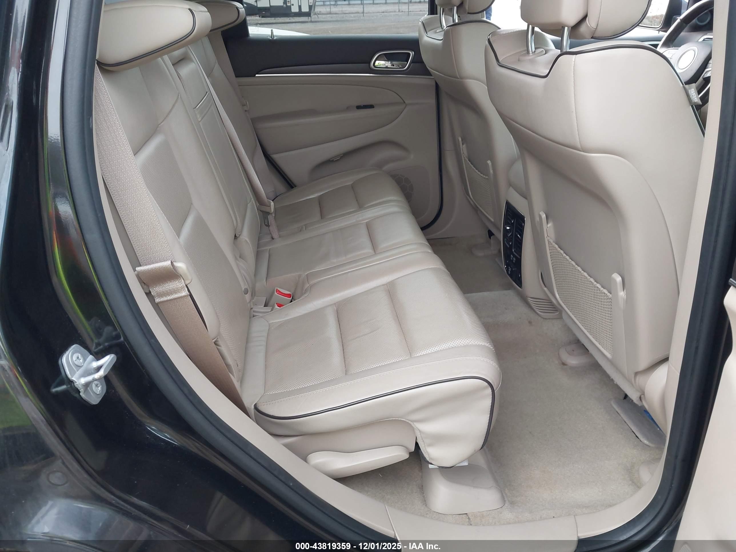 JEEP GRAND image 8