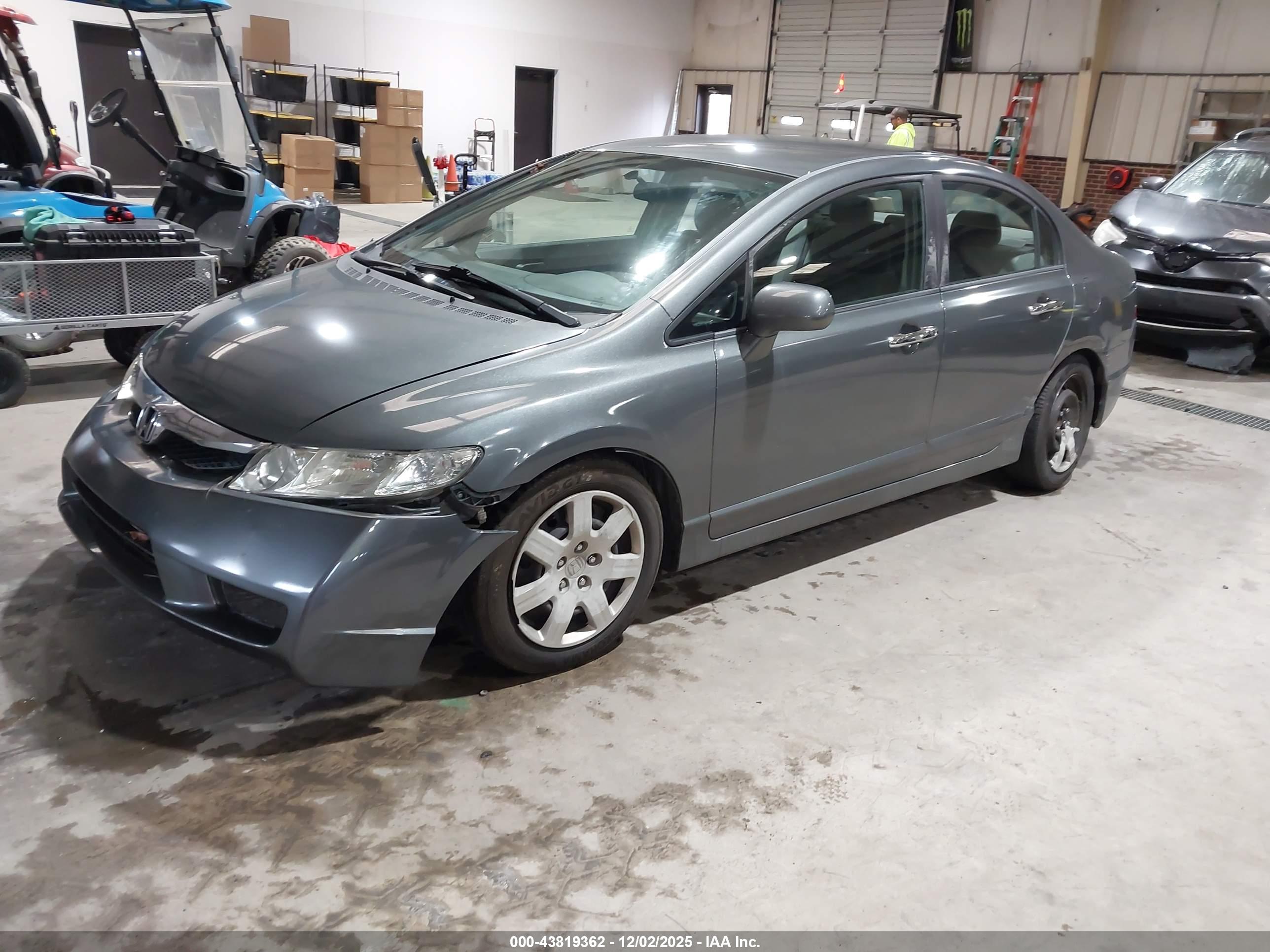 HONDA CIVIC image 2