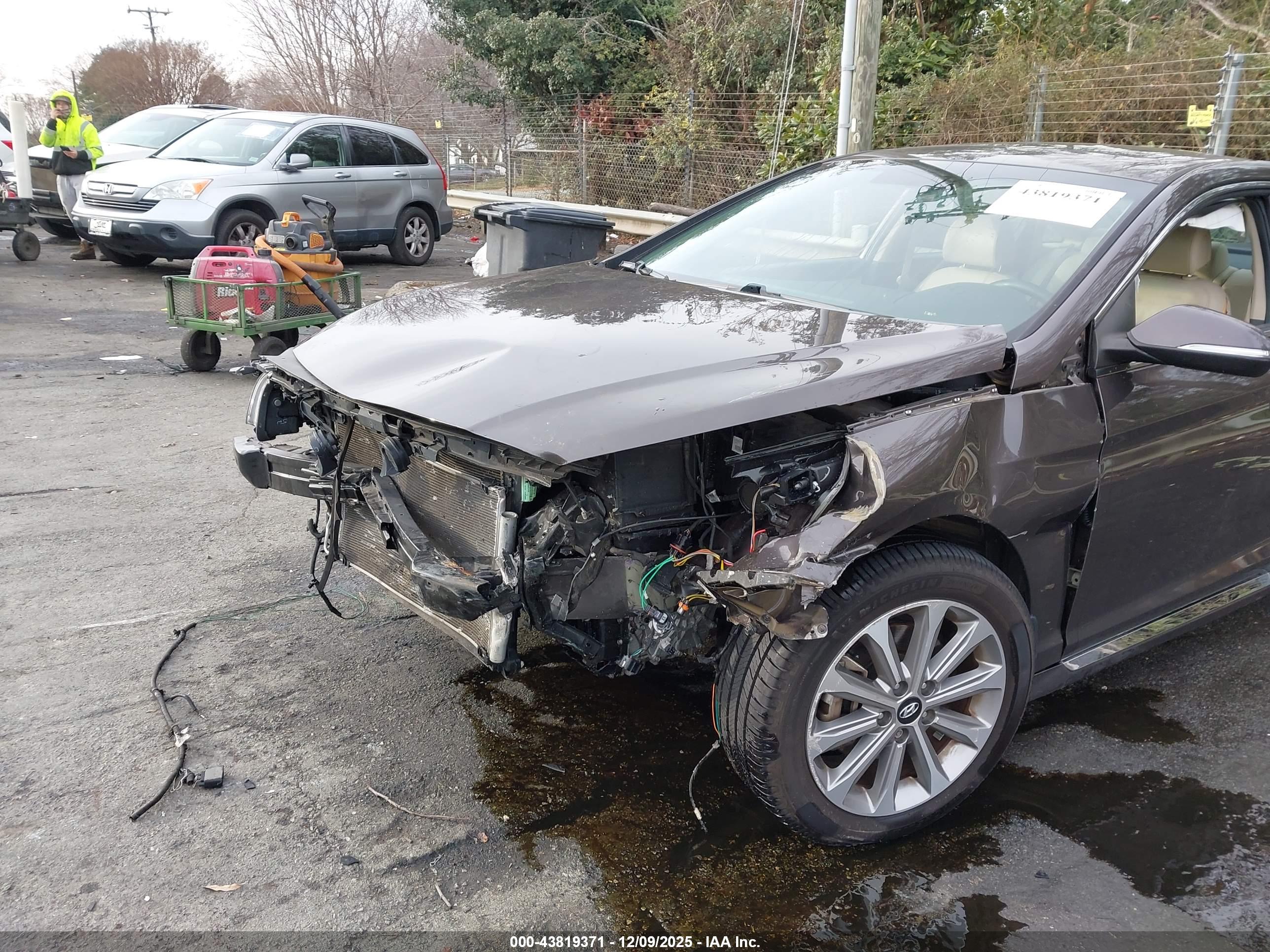 HYUNDAI SONATA image 6