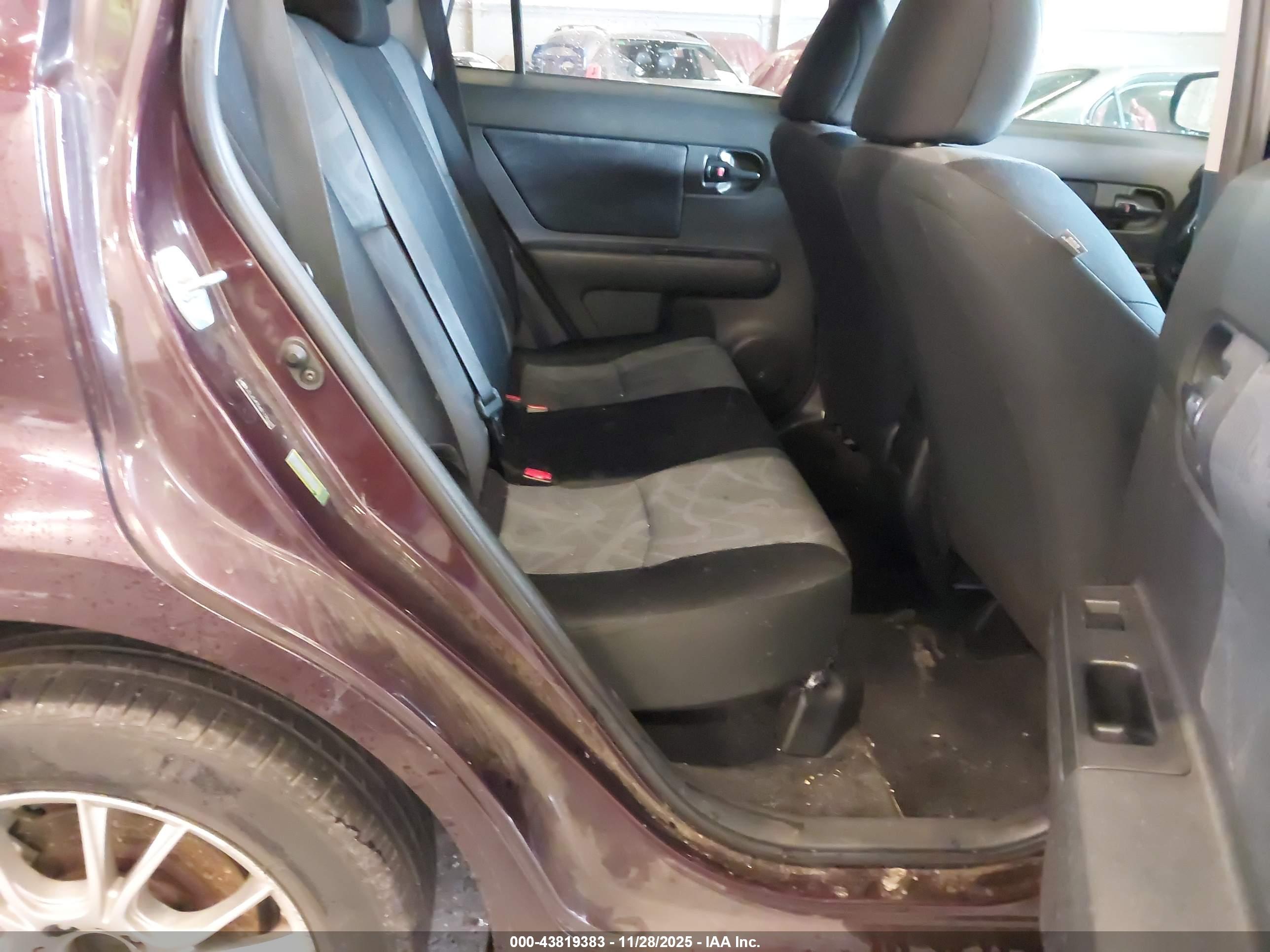 SCION XB image 8