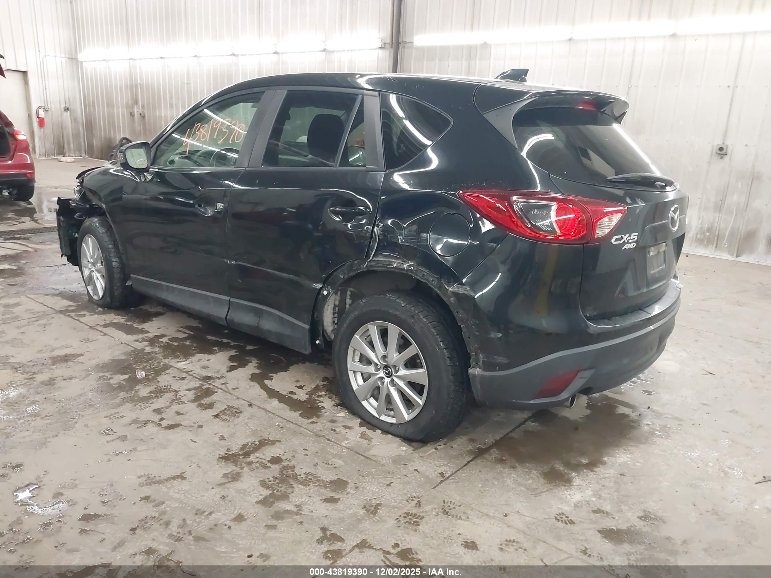 MAZDA CX-5 image 3
