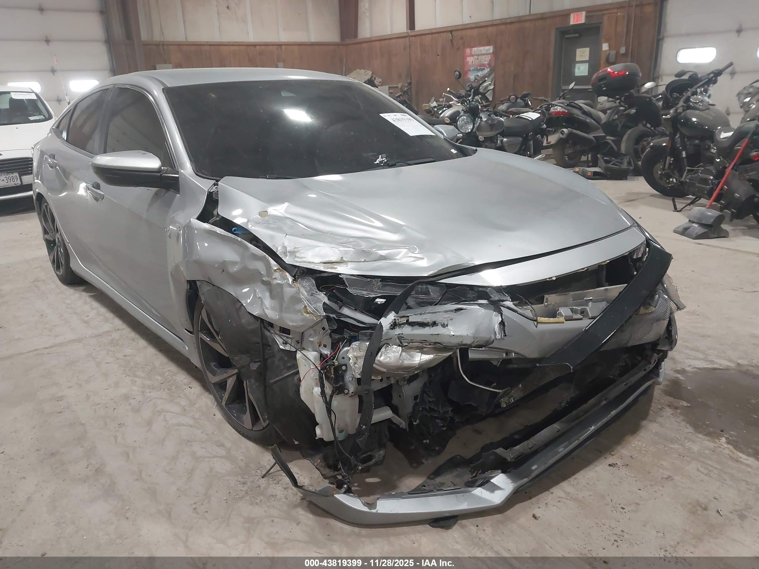 HONDA CIVIC image 6
