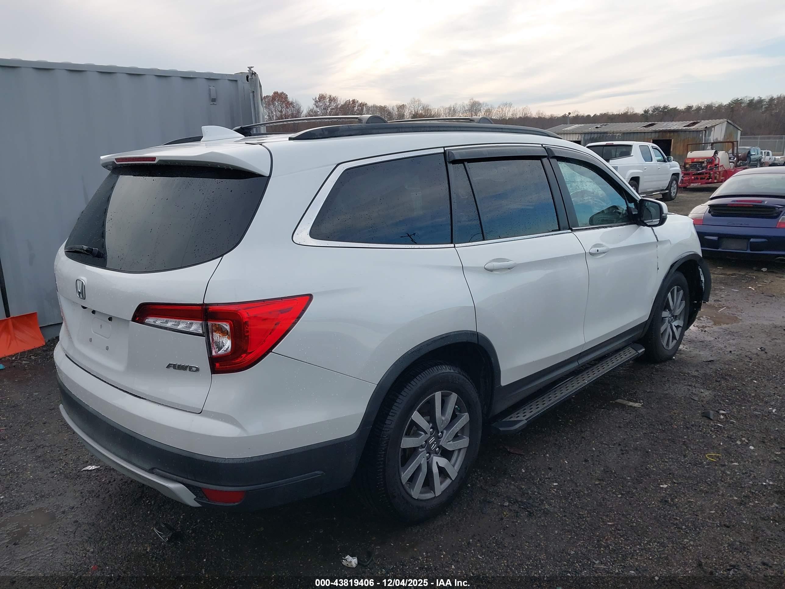 HONDA PILOT image 4