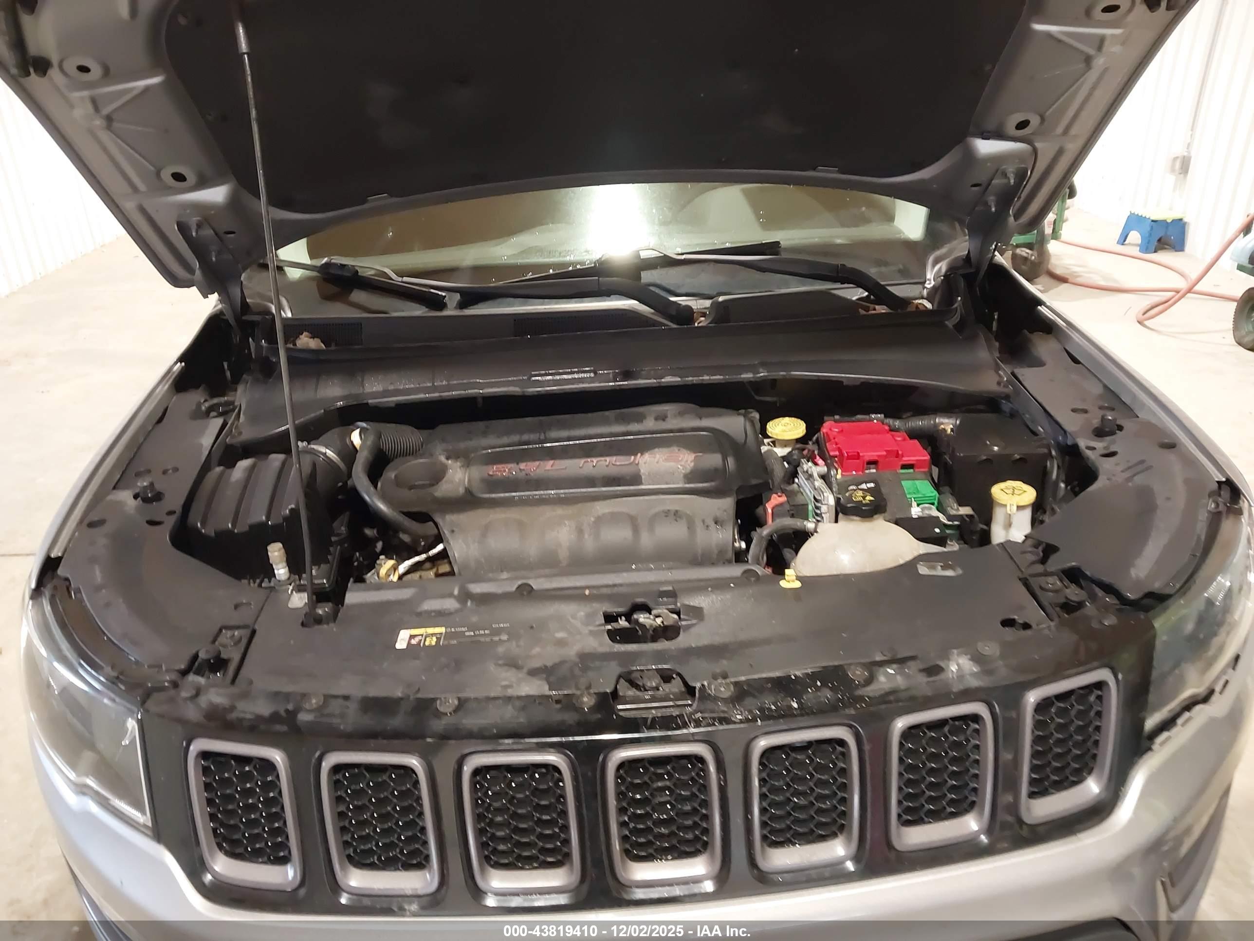 JEEP COMPASS image 10
