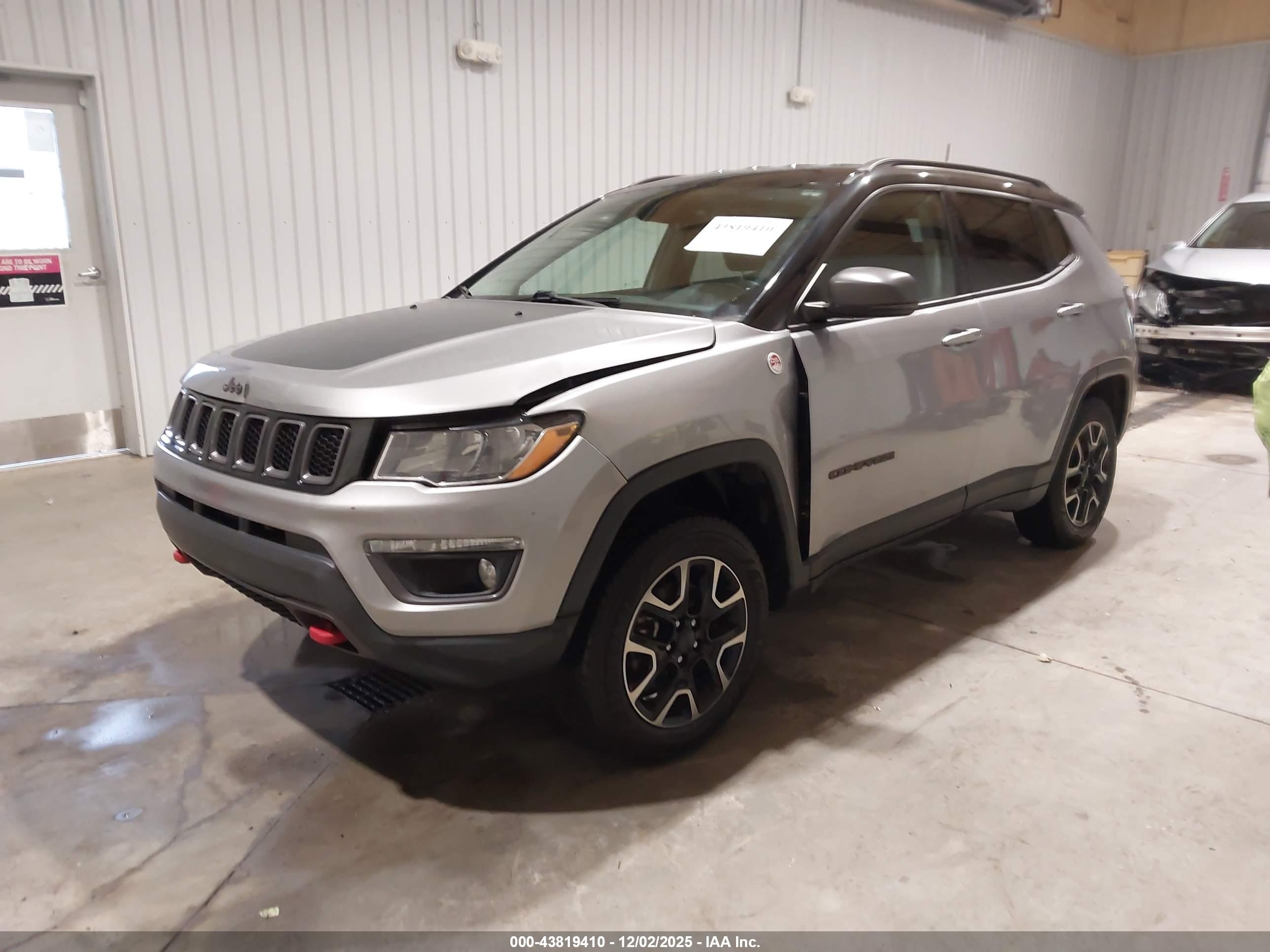 JEEP COMPASS image 2