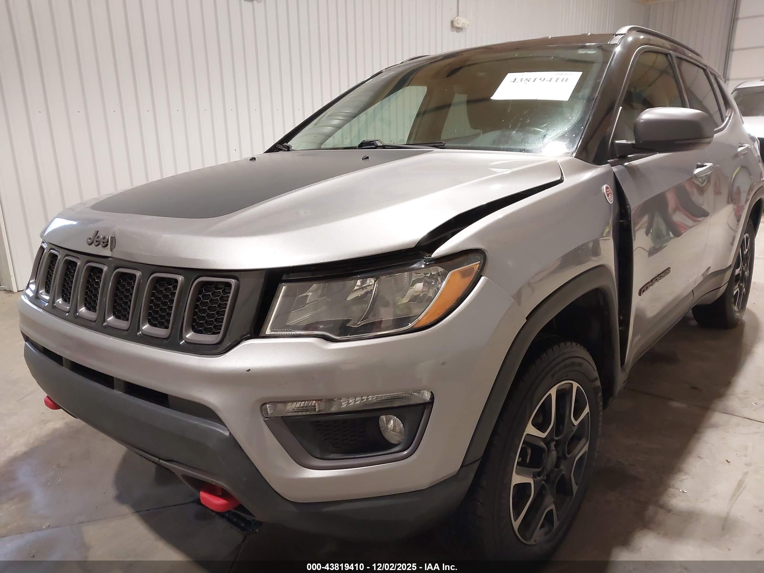 JEEP COMPASS image 6