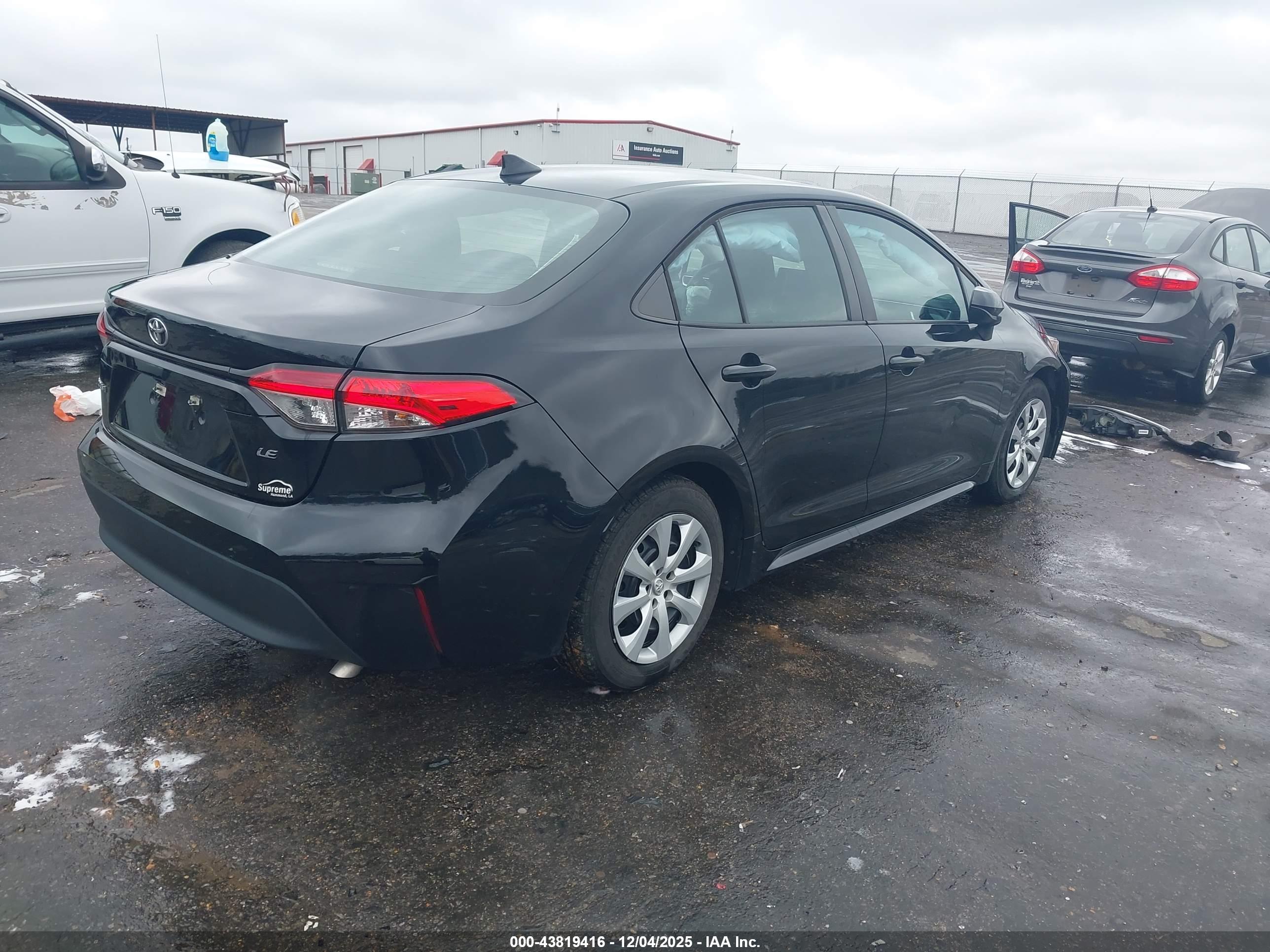 TOYOTA COROLLA image 4
