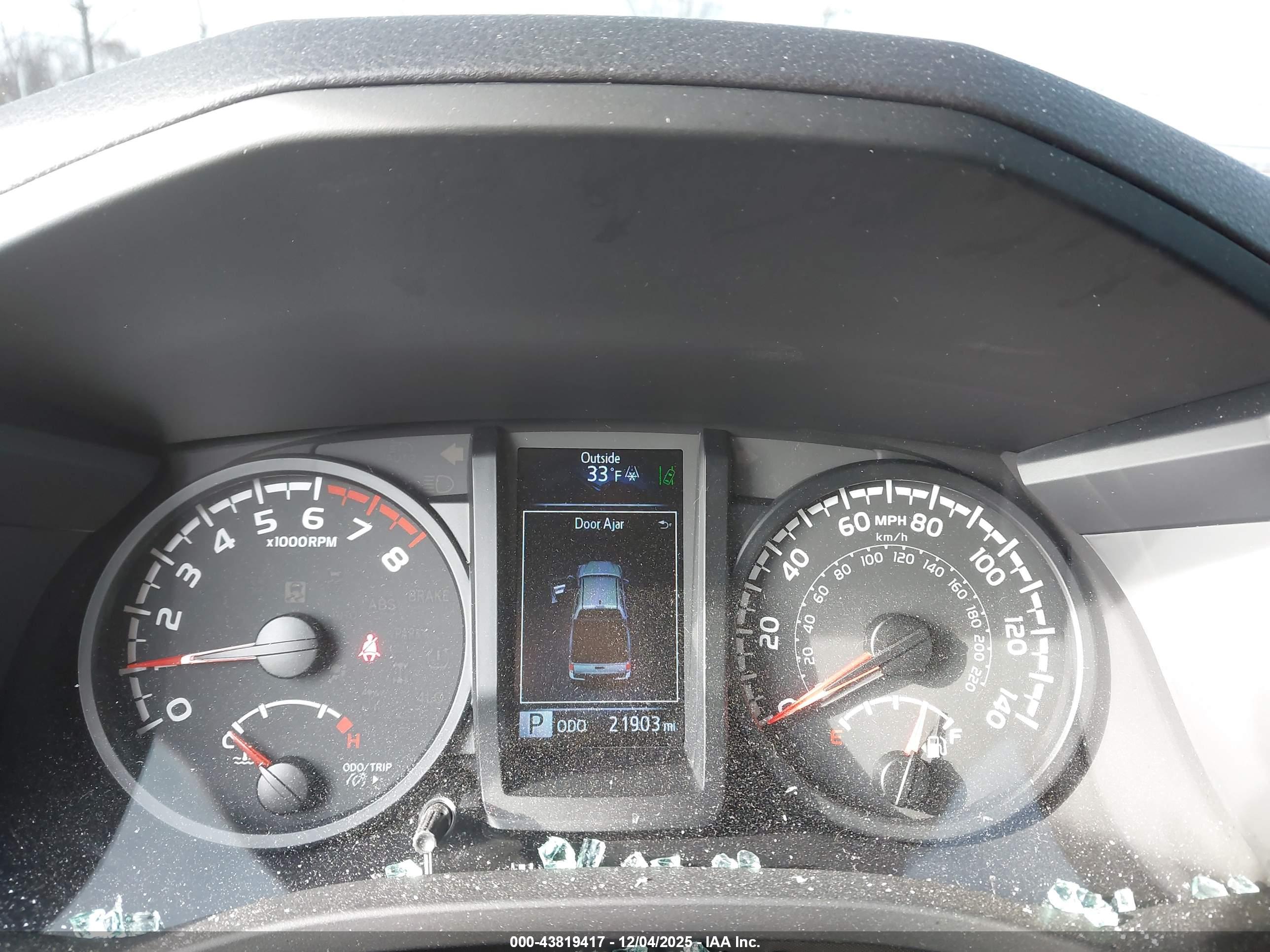 TOYOTA TACOMA image 7