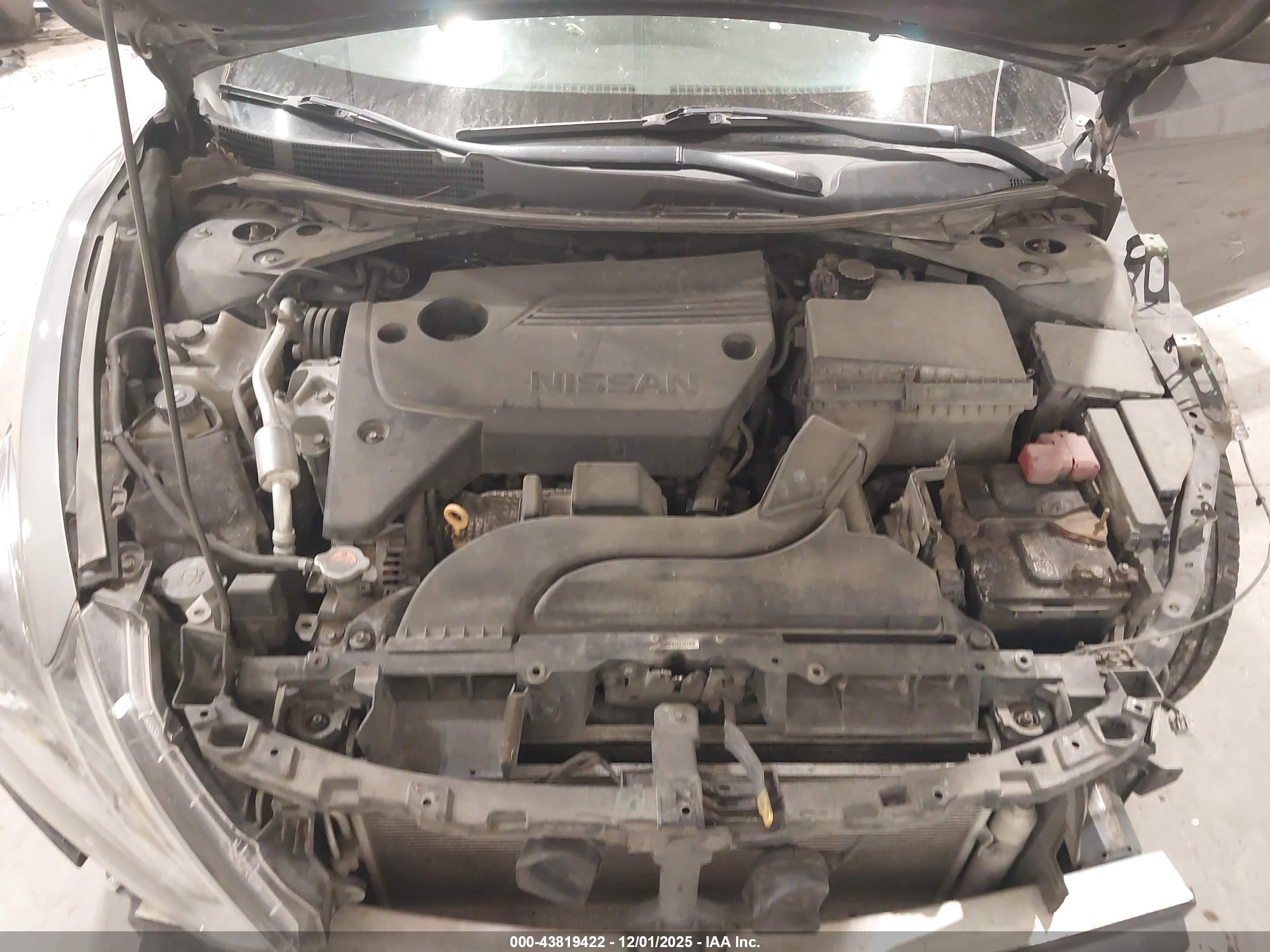 NISSAN ALTIMA image 10