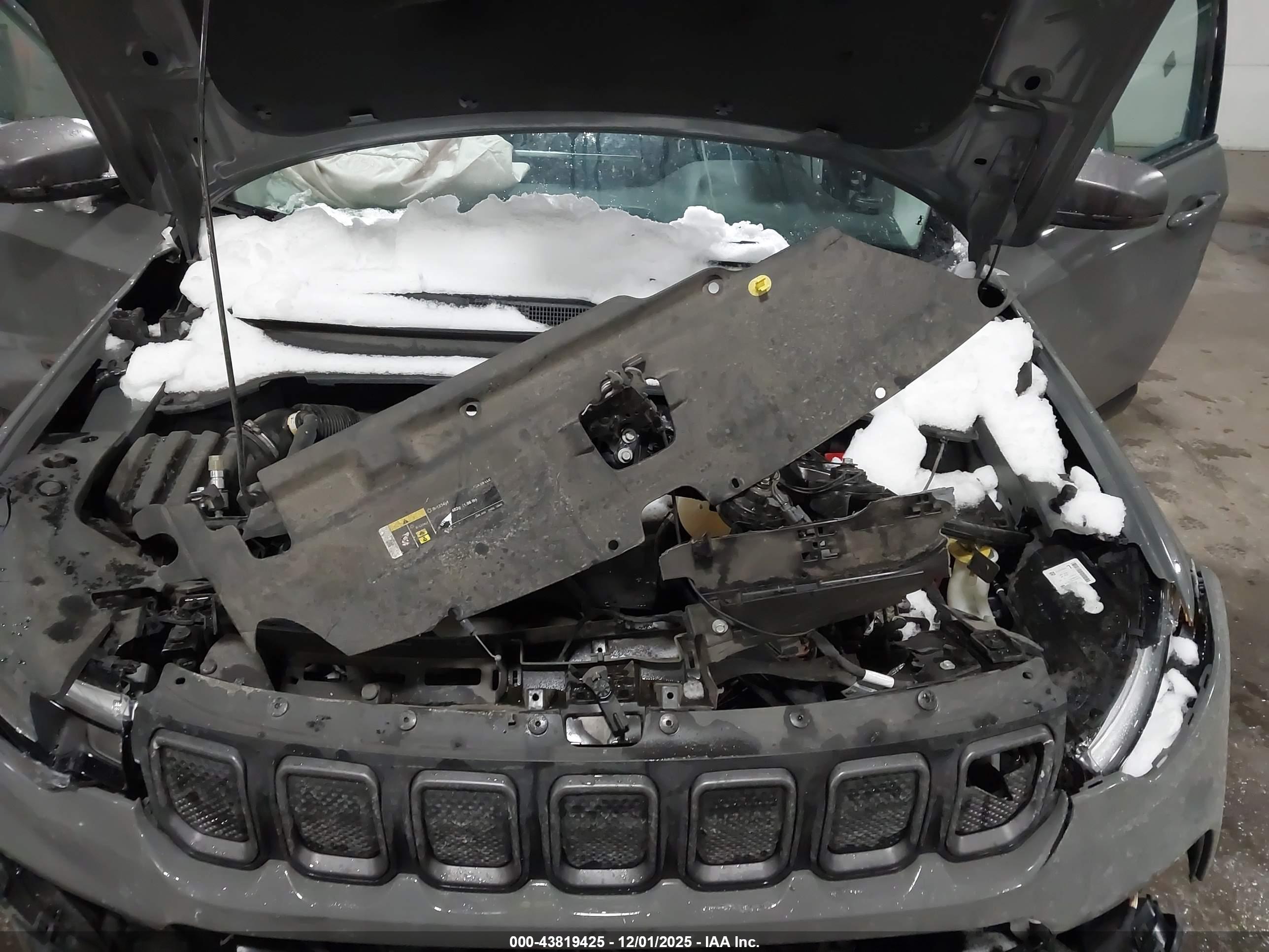 JEEP COMPASS image 10