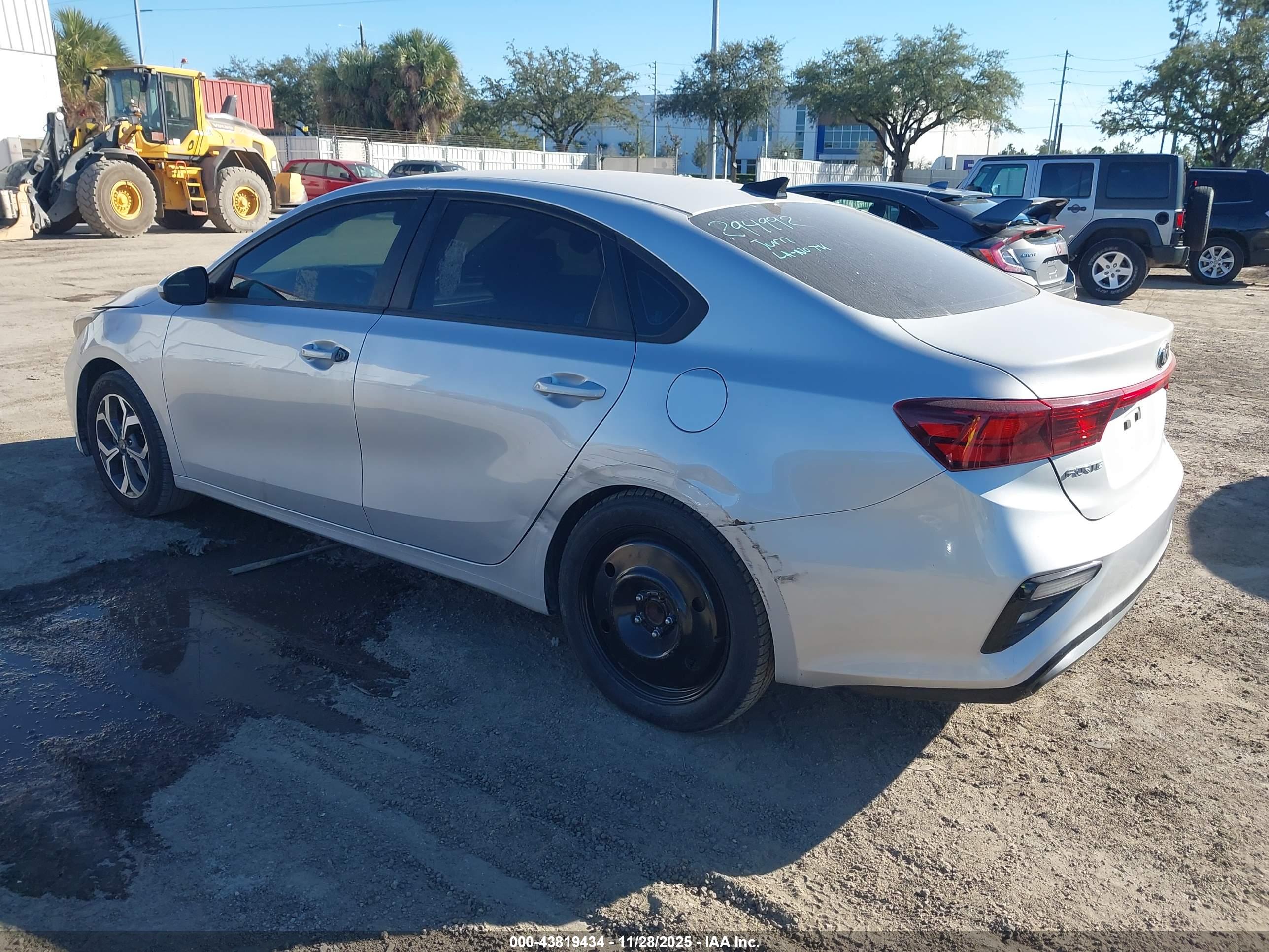 KIA FORTE image 3