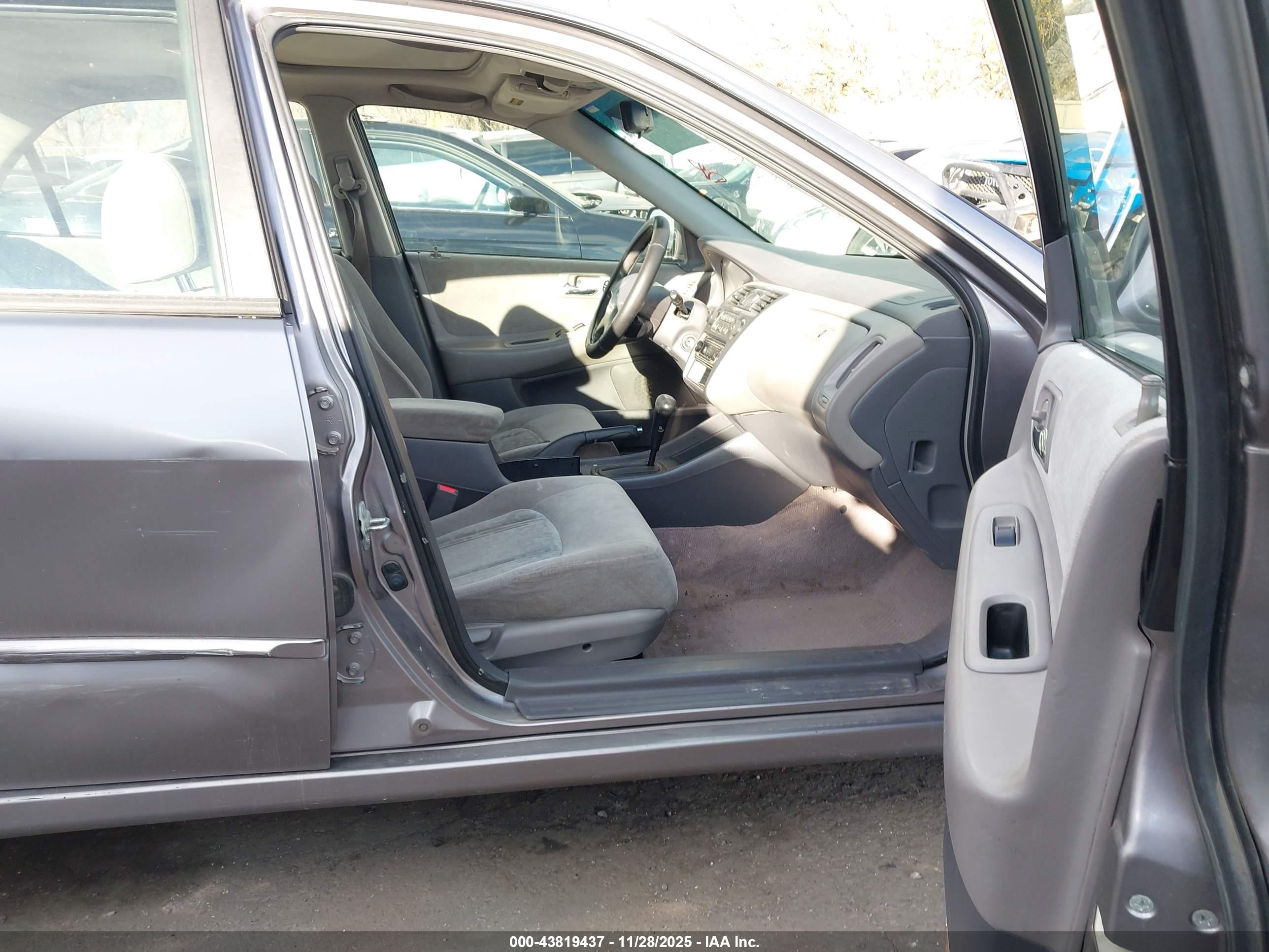 HONDA ACCORD image 5