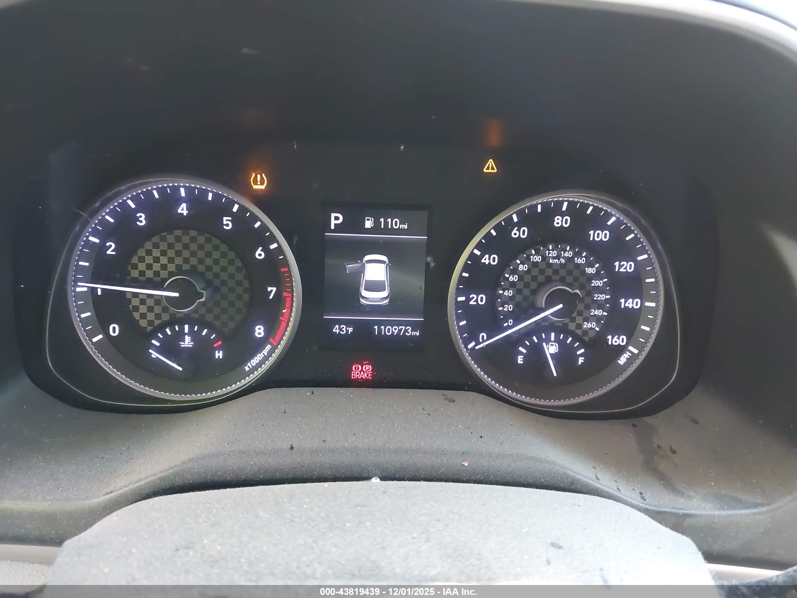 HYUNDAI ELANTRA image 7