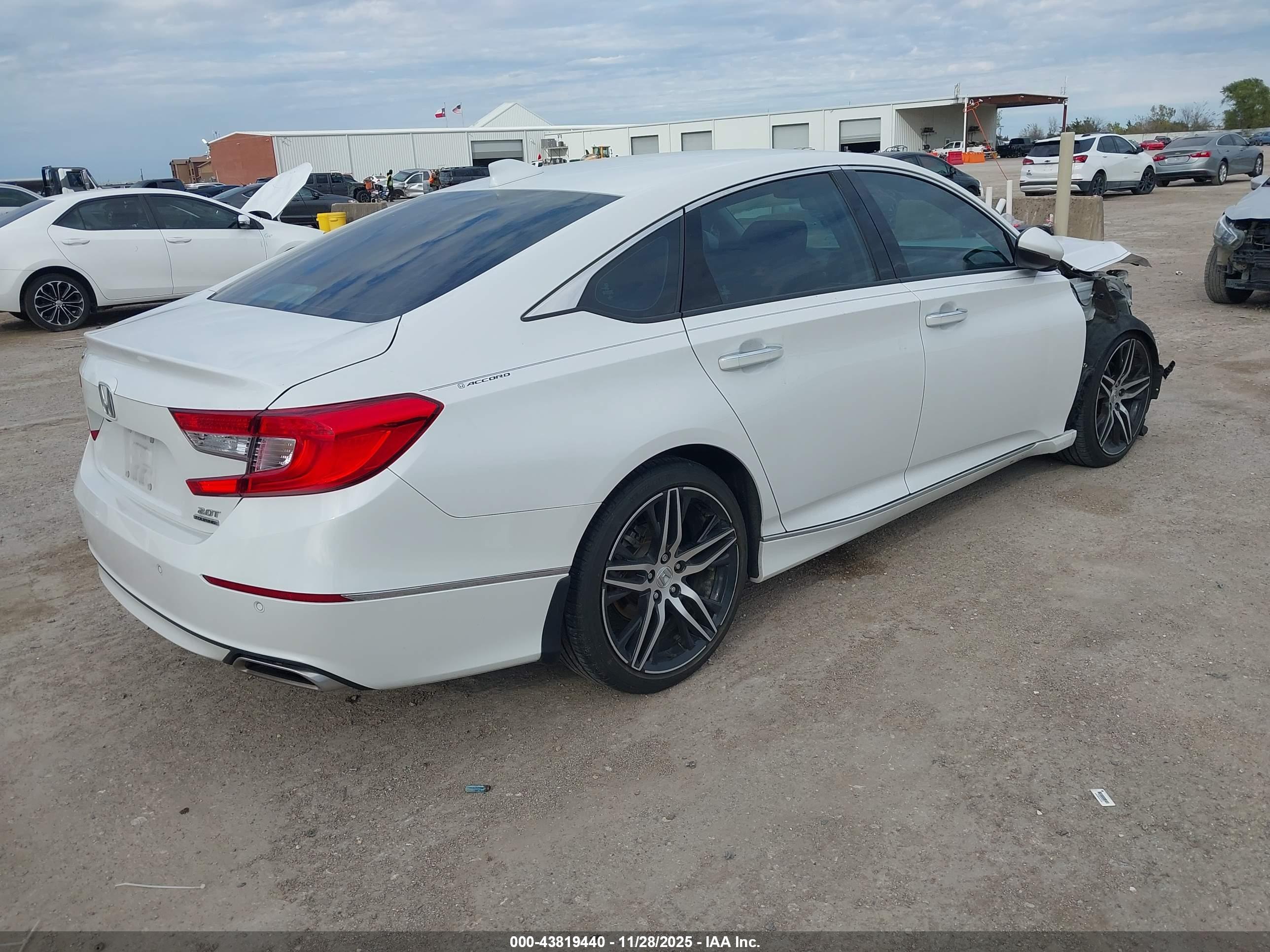 HONDA ACCORD image 4