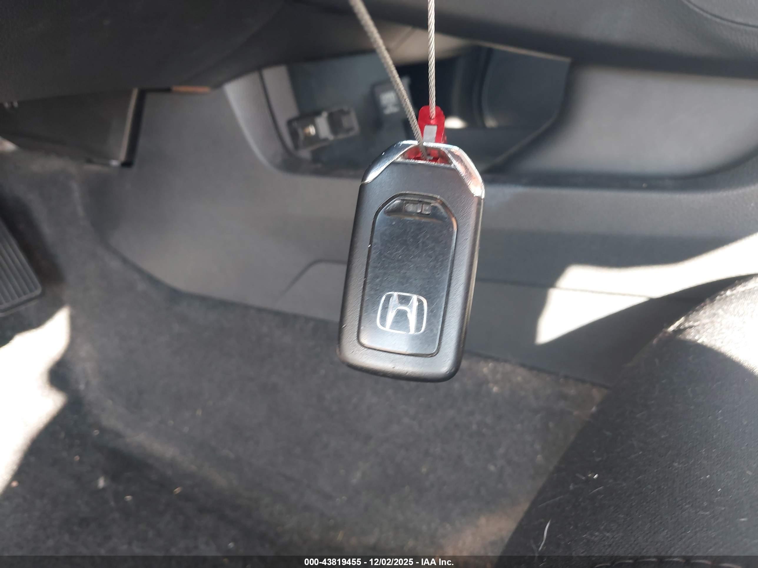 HONDA CIVIC image 11