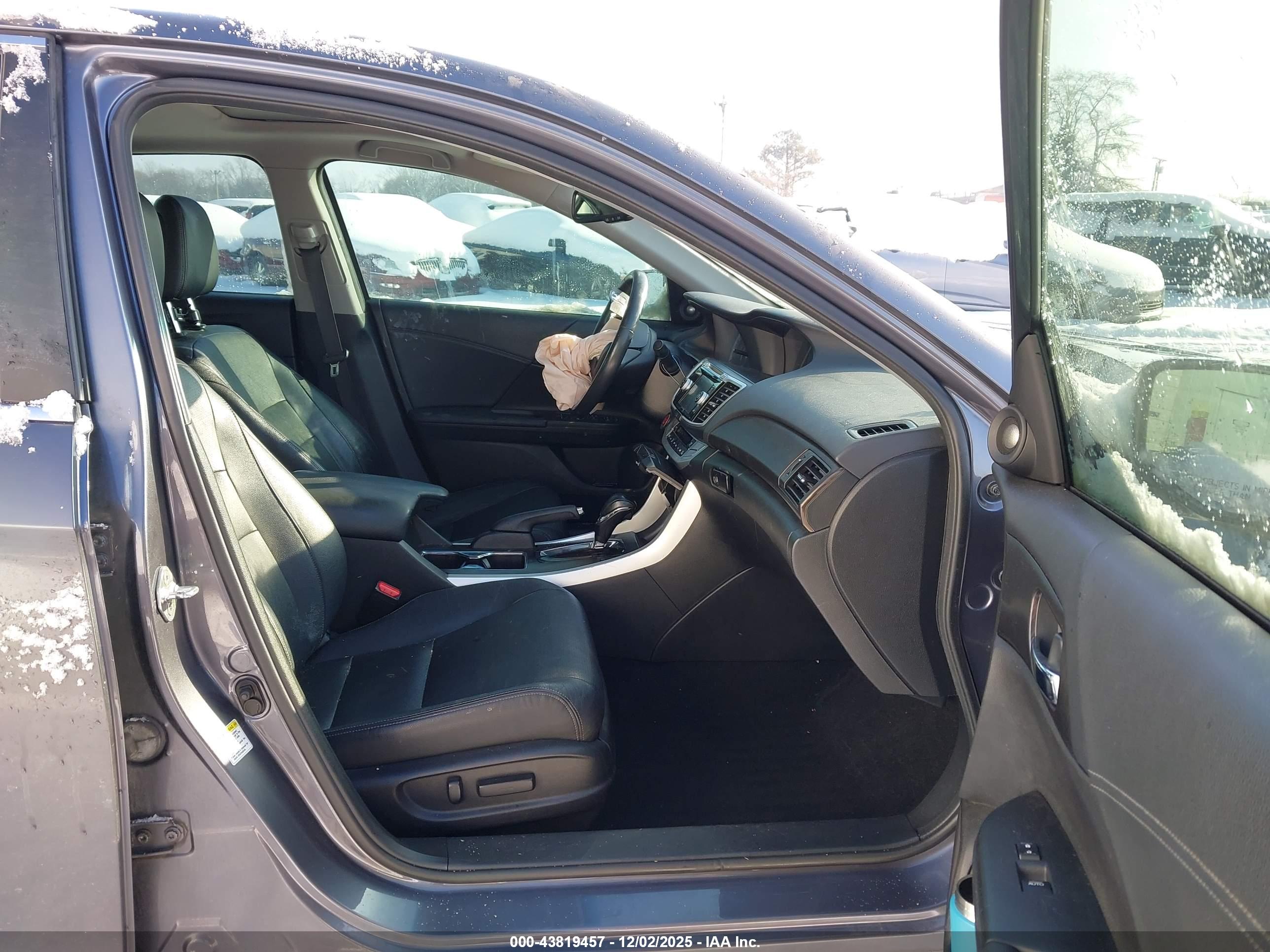 HONDA ACCORD image 5