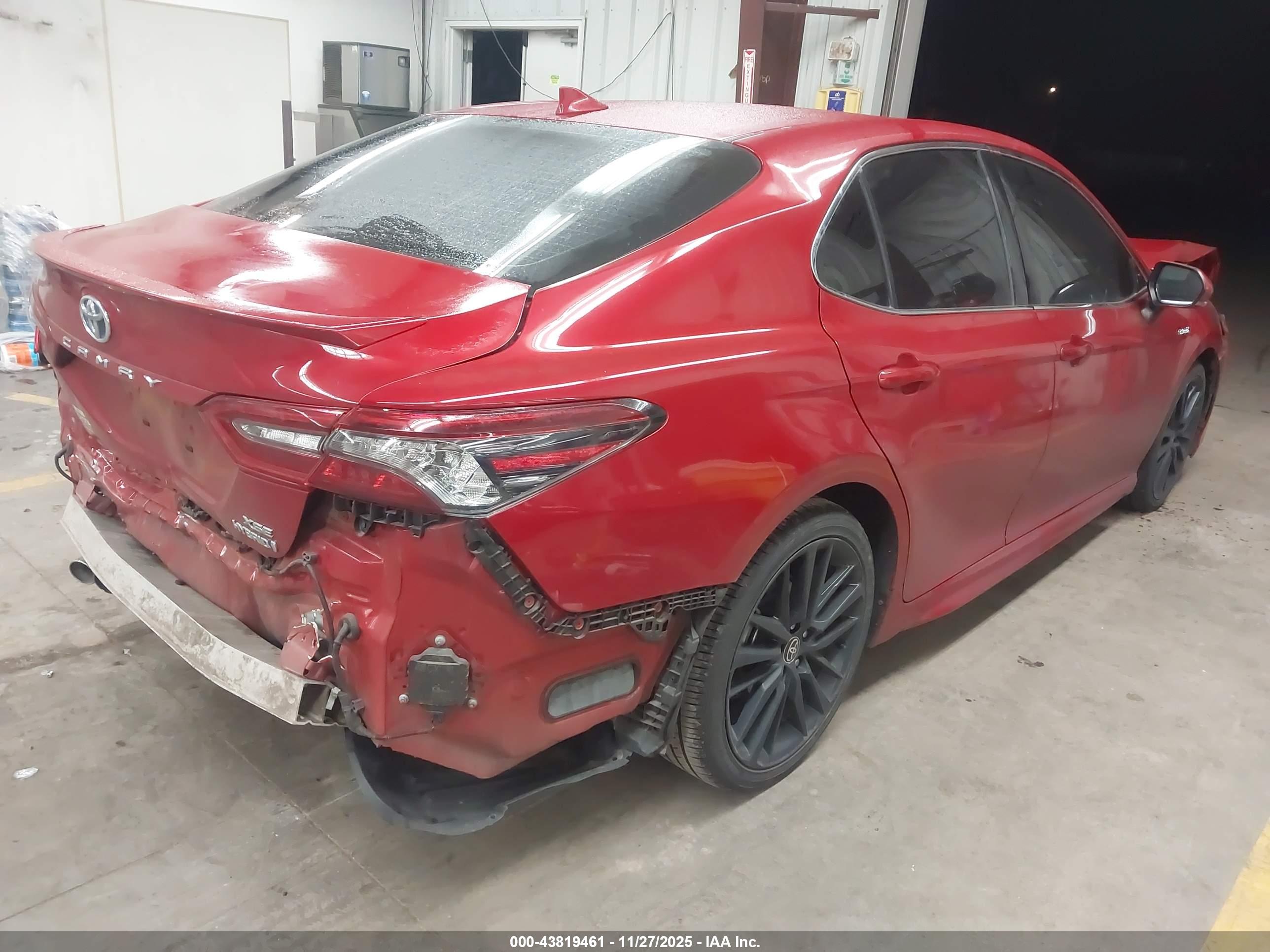 TOYOTA CAMRY image 4