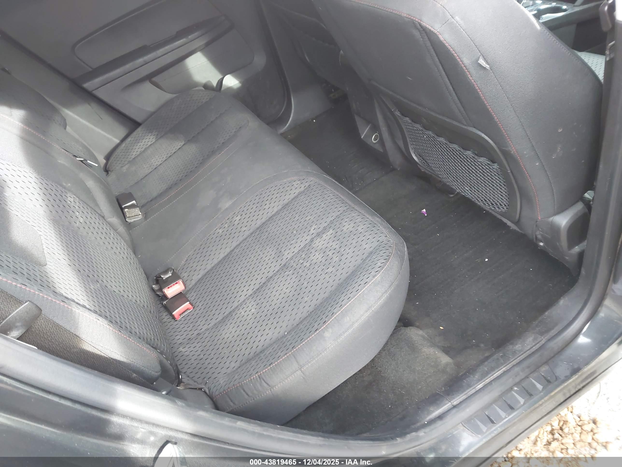 CHEVROLET EQUINOX image 8