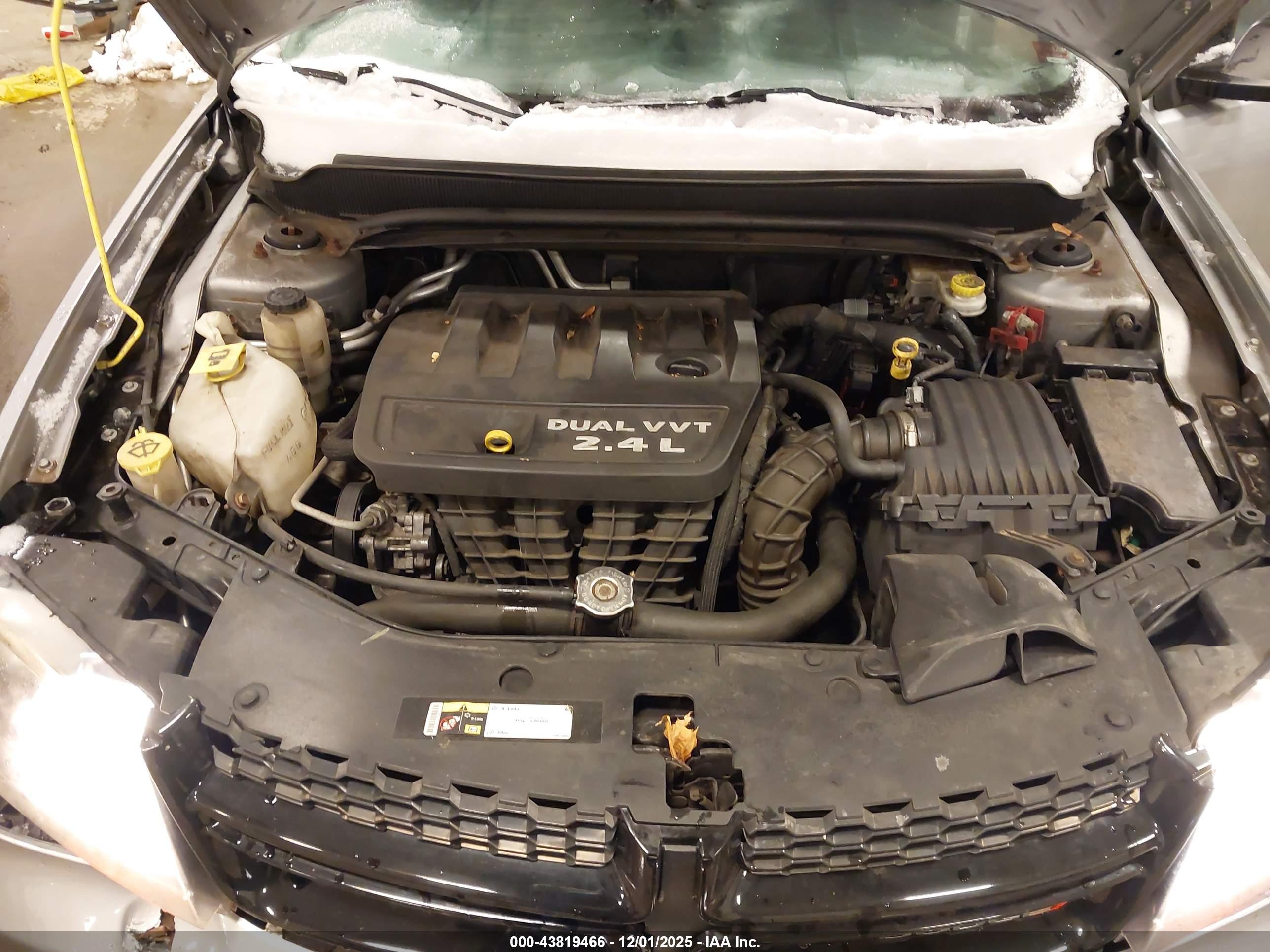 DODGE AVENGER image 10