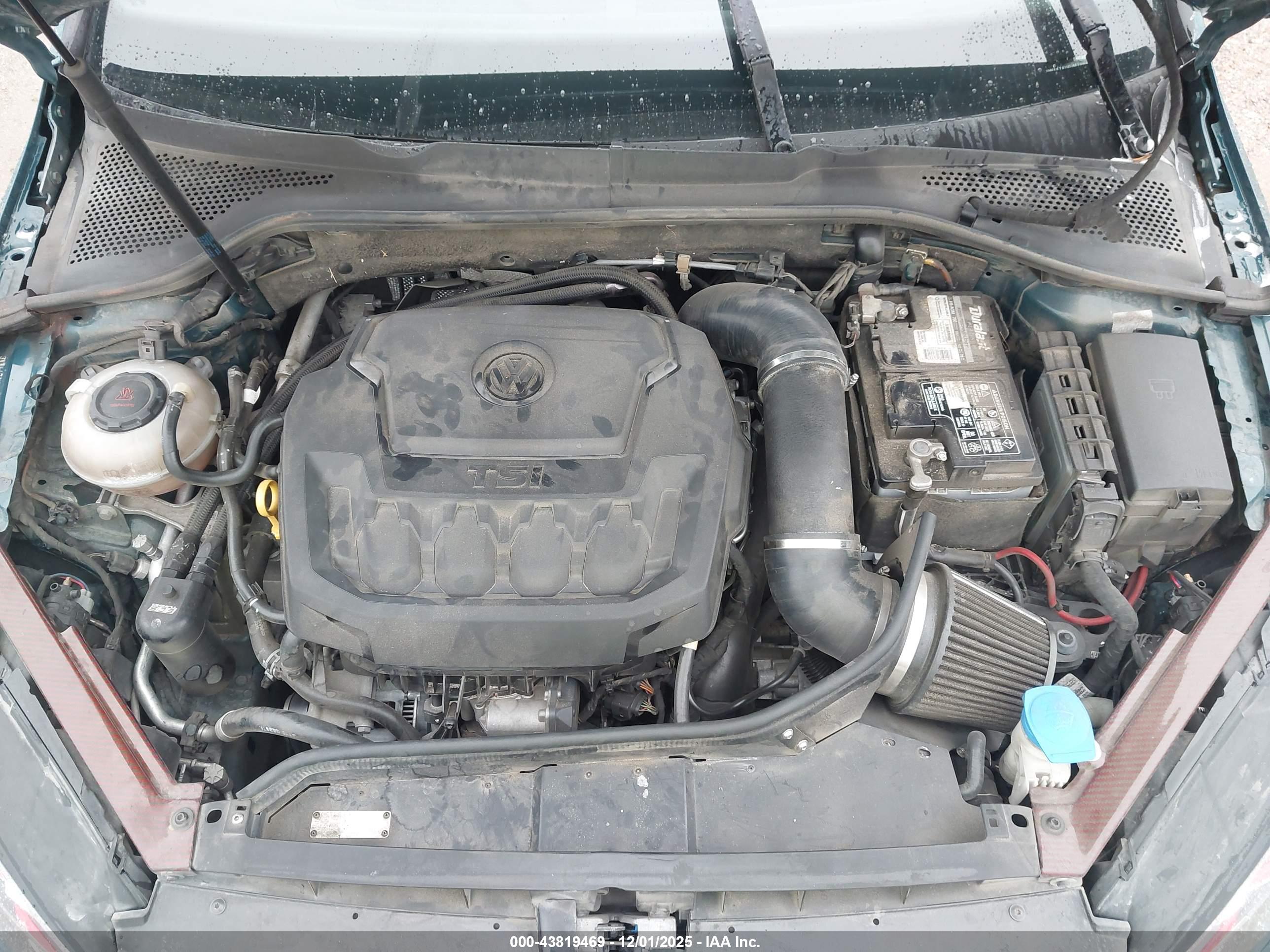 VOLKSWAGEN GOLF image 10