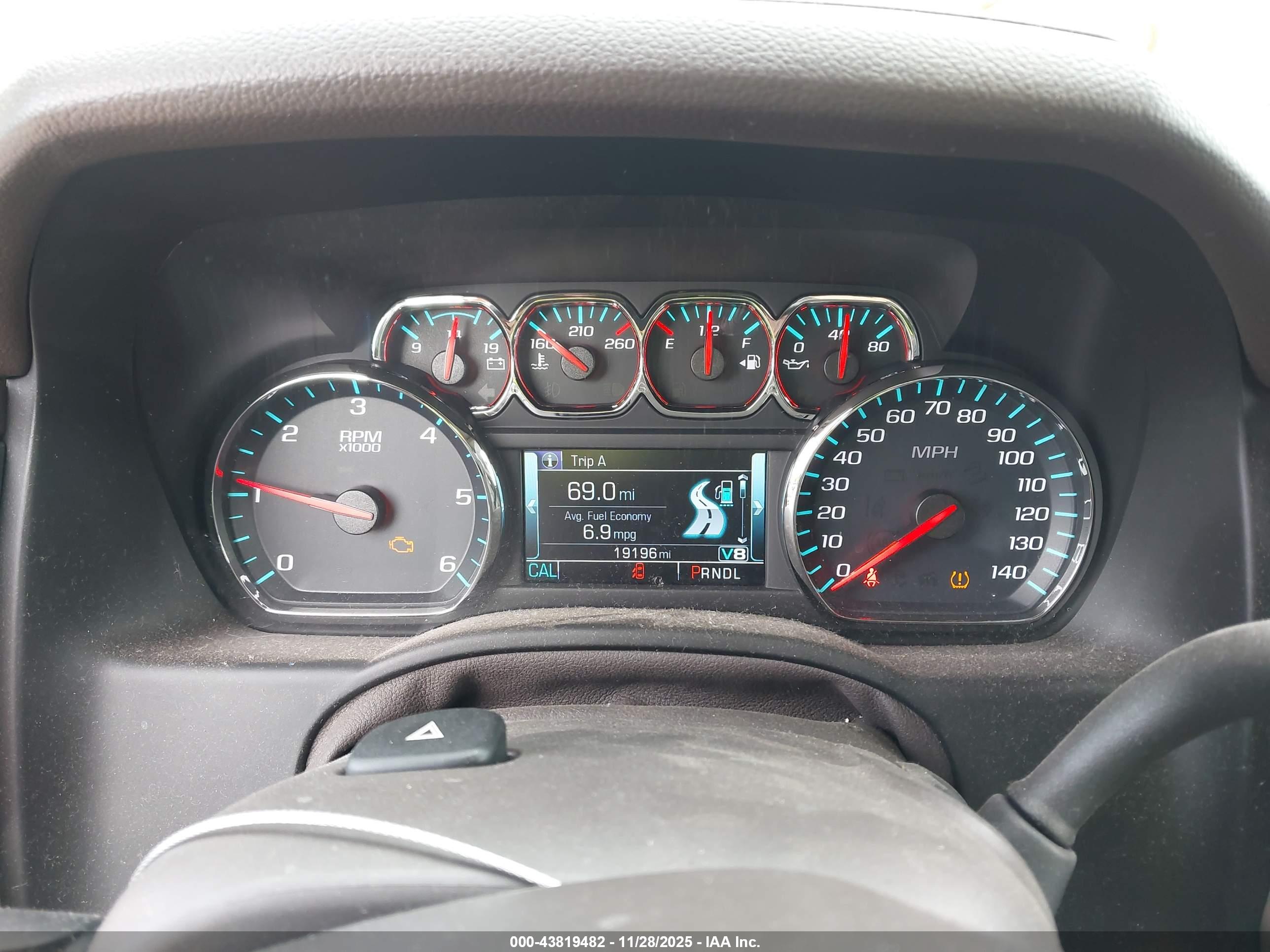 GMC YUKON image 7
