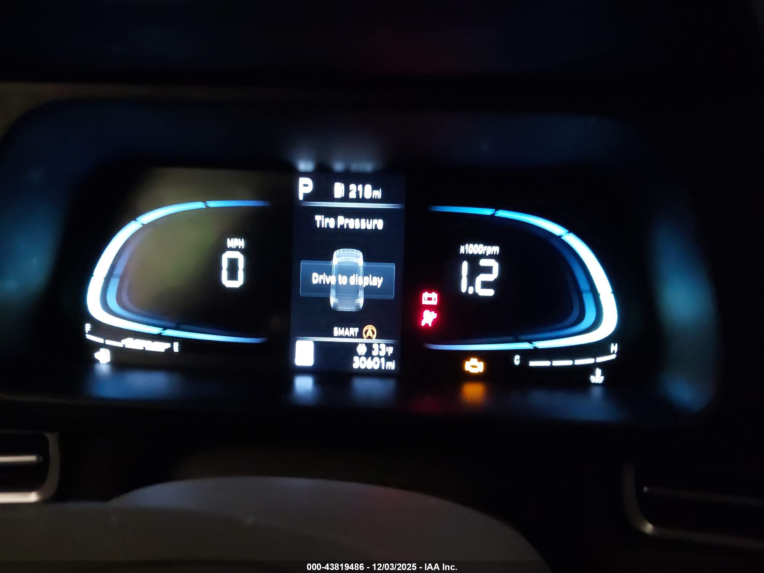 HYUNDAI ELANTRA image 7