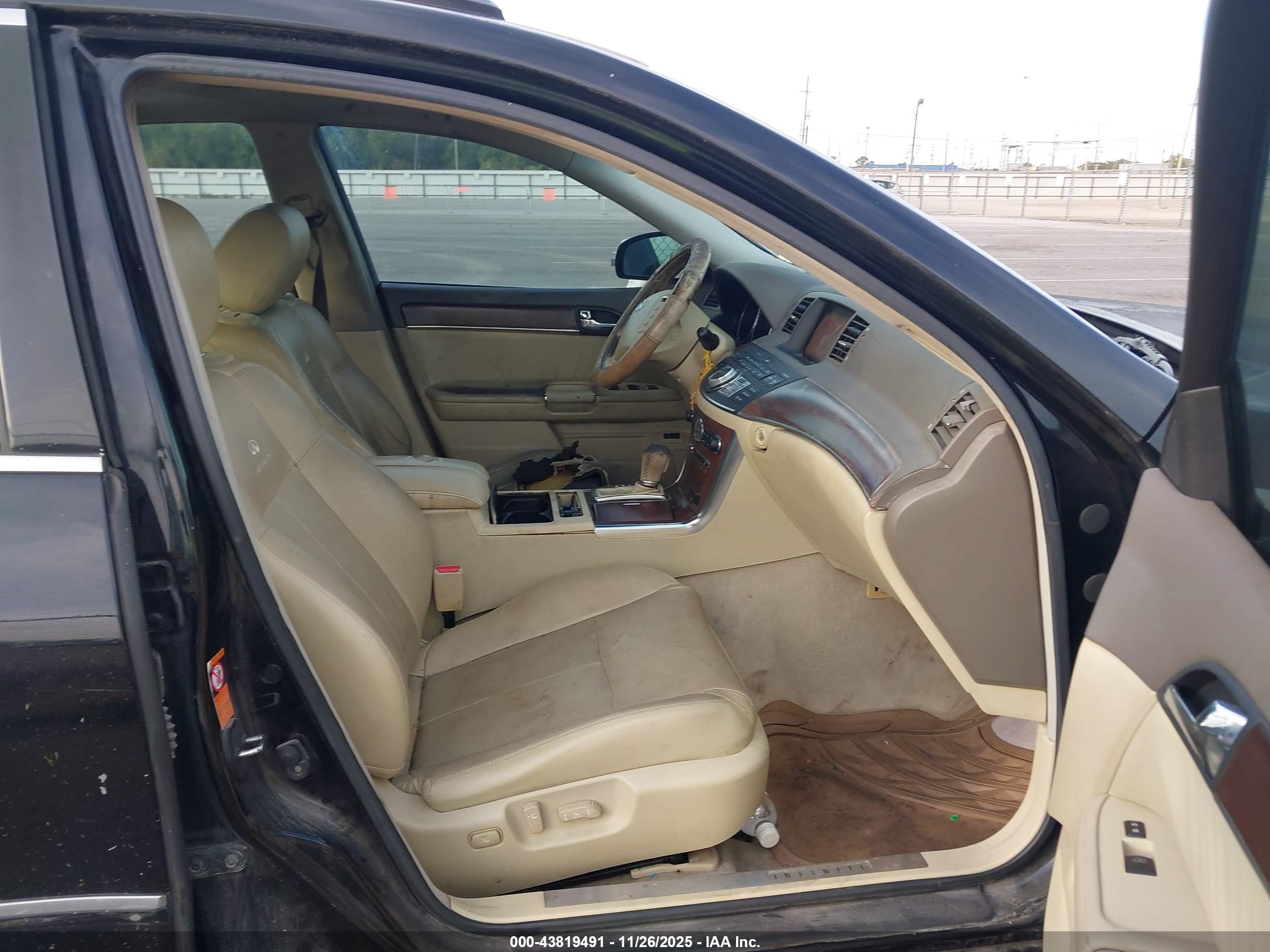 INFINITI M35 image 5