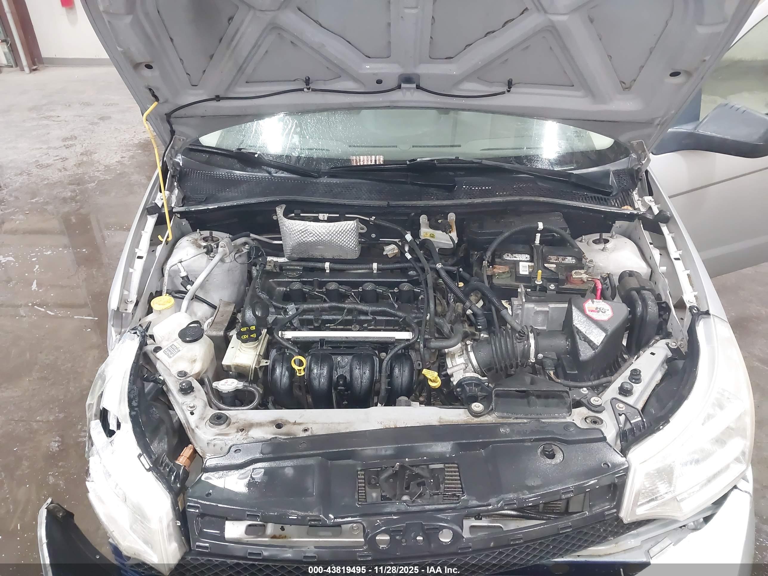 FORD FOCUS image 10