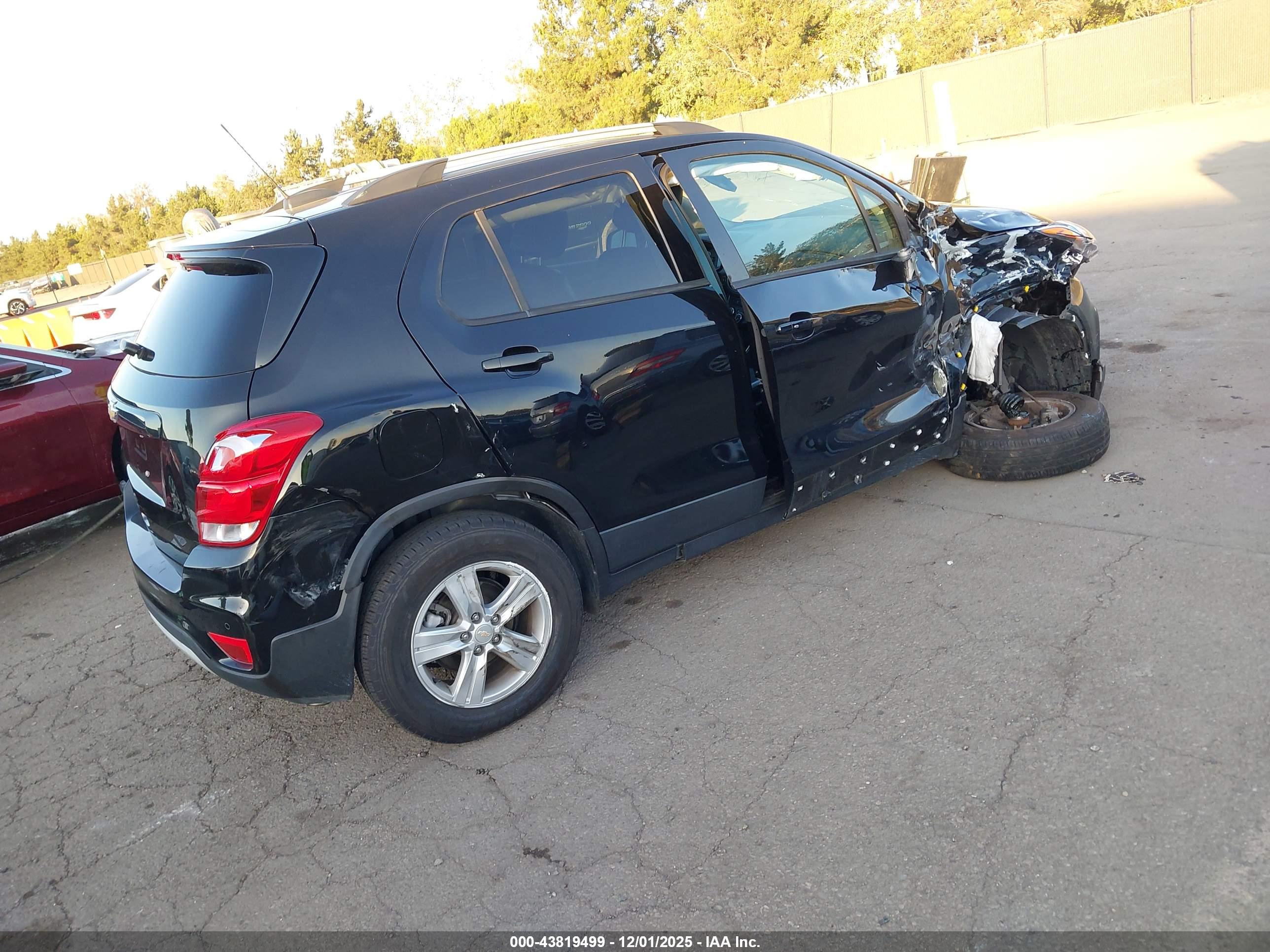 CHEVROLET TRAX image 4