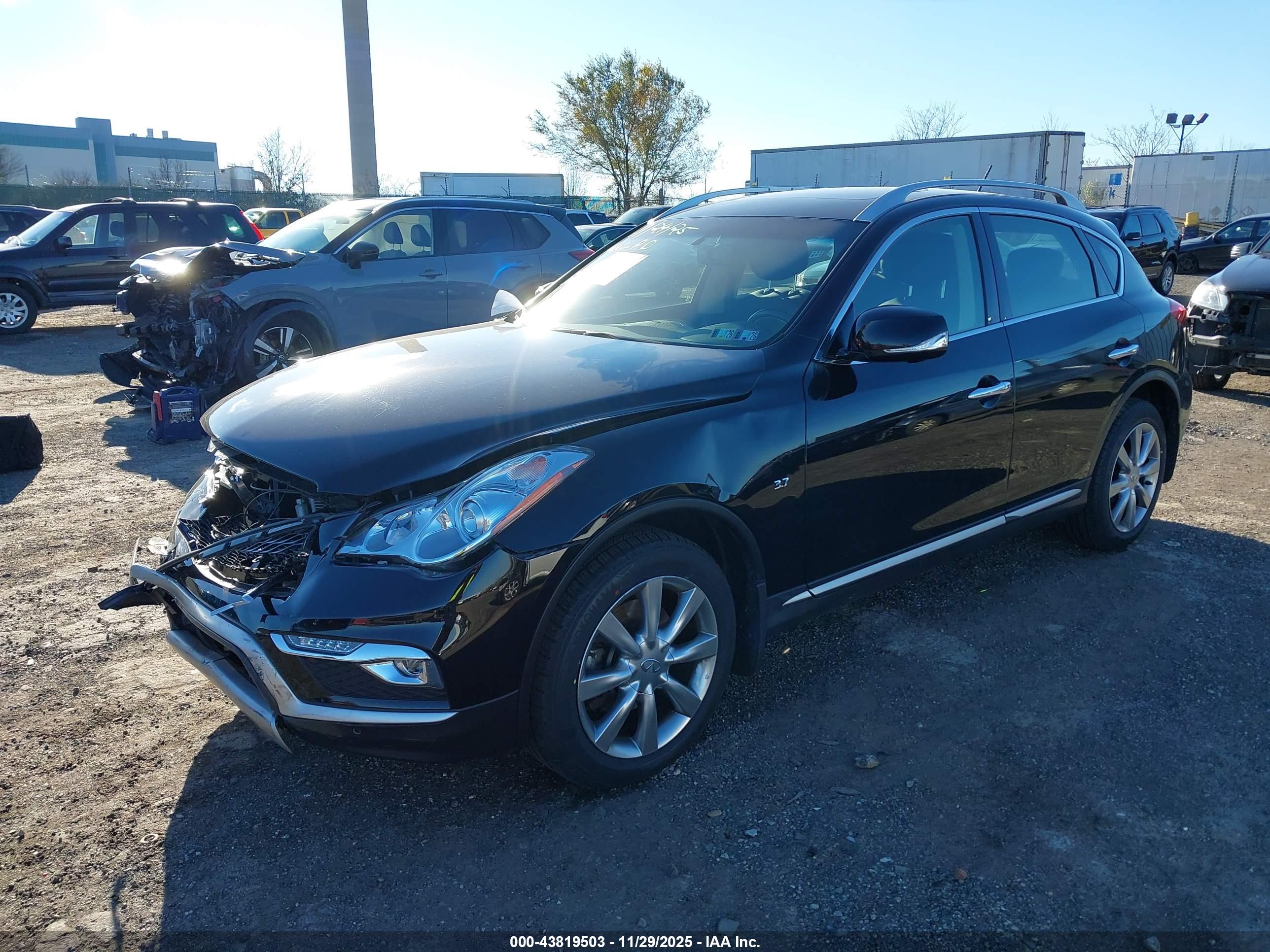 INFINITI QX50 image 2